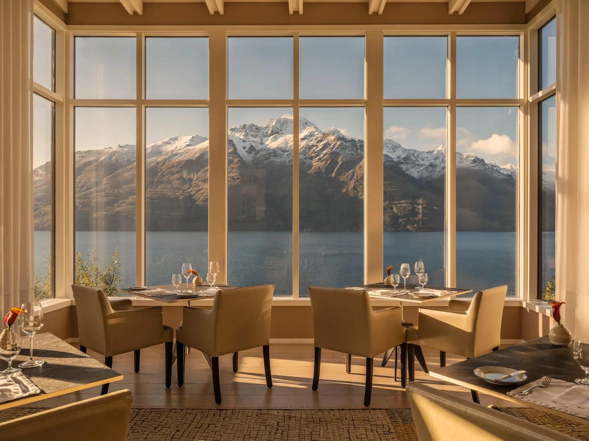 RWNMK_Main-Lodge_Main-Dining-Room-3.jpg
