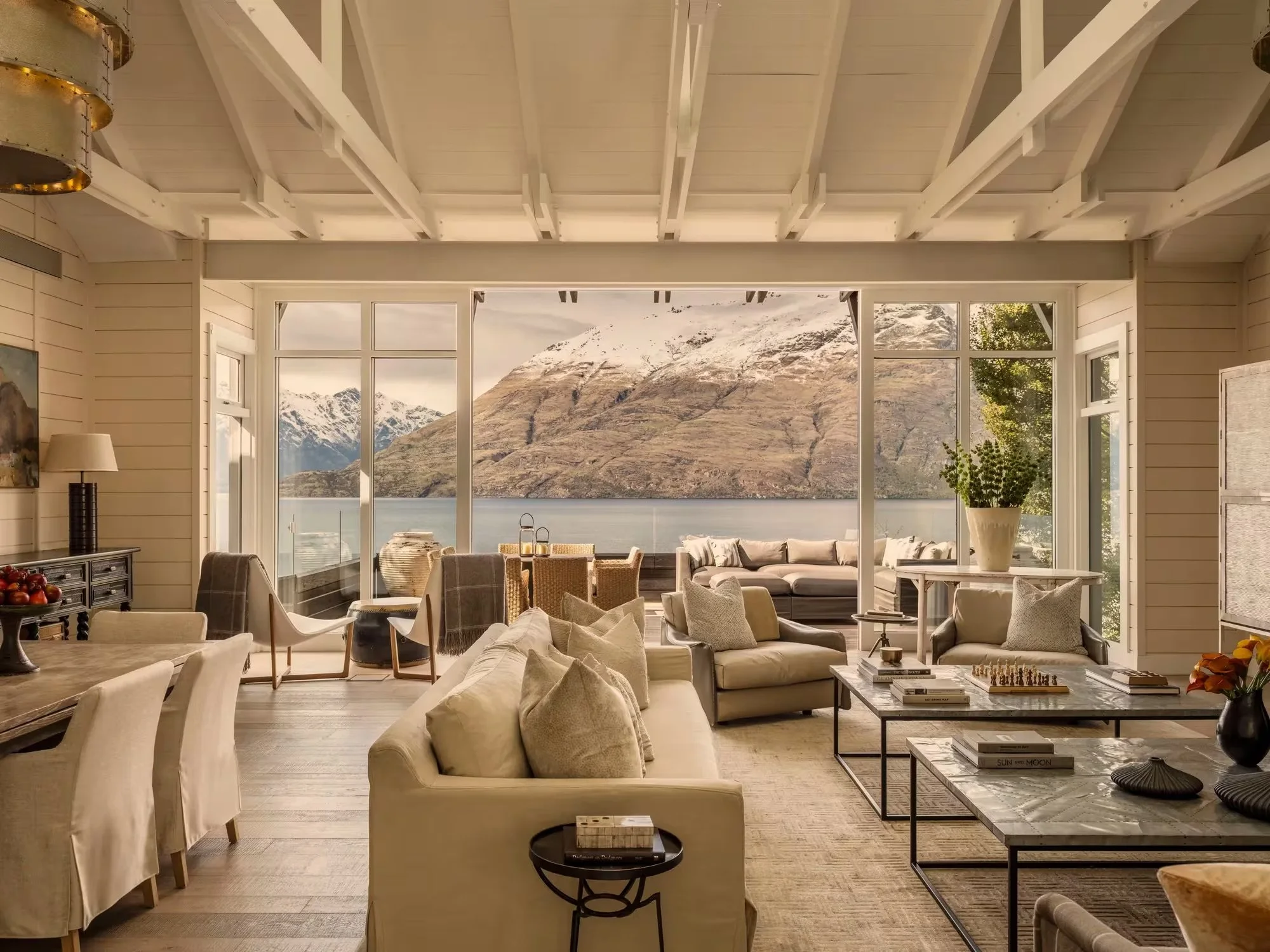 RWNMK_Rooms_Matakauri-Four-Bedroom-Villa_Living-12.jpeg