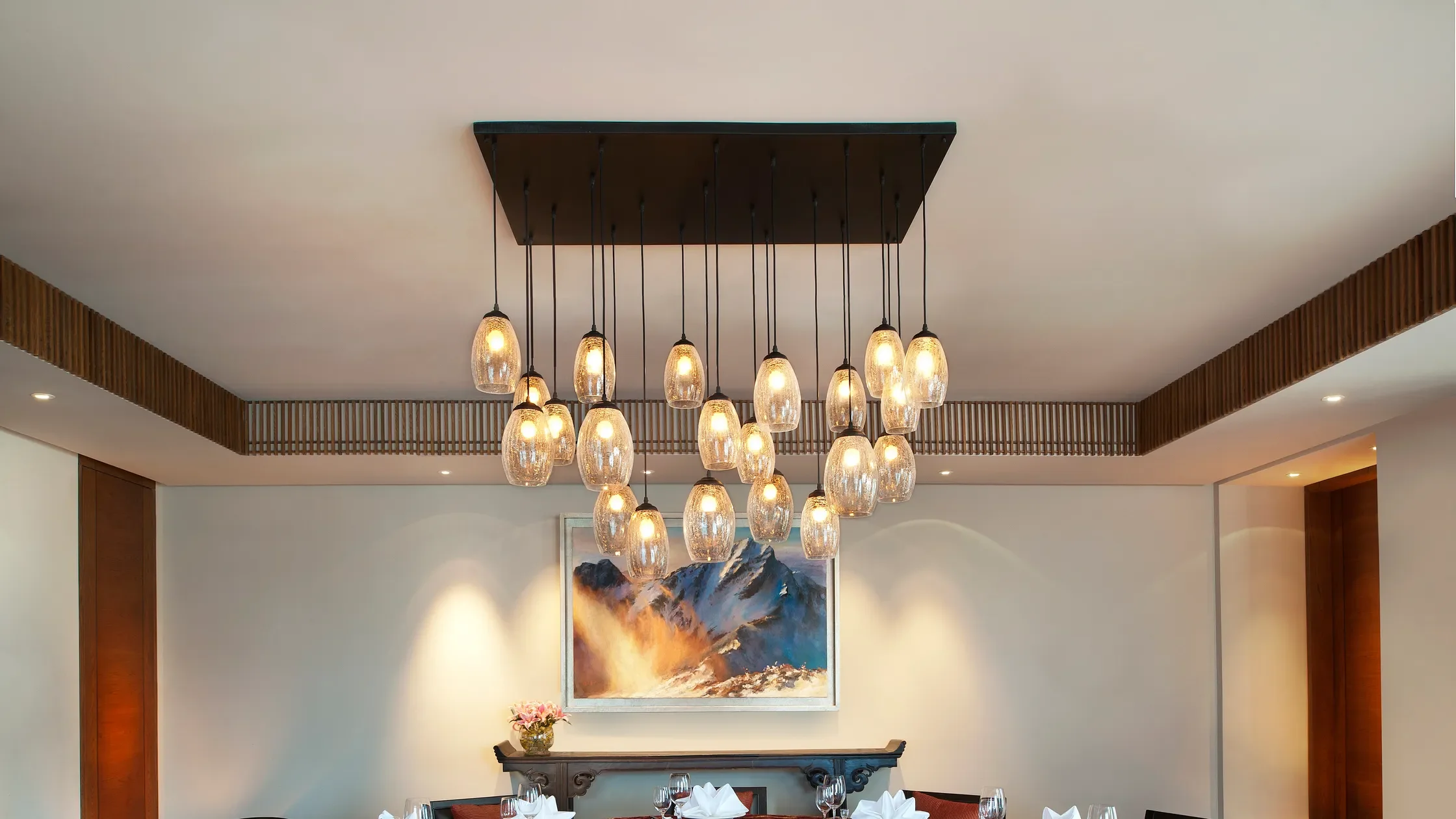 Dining-StRegisLhasa-Tibet-CRHotel.jpg.webp