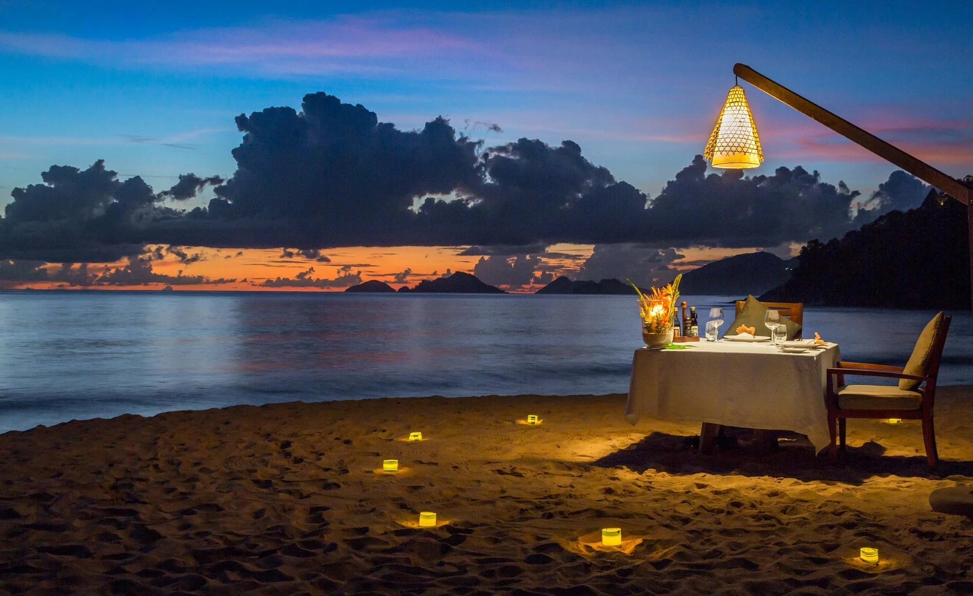beach-destination-dining.jpg