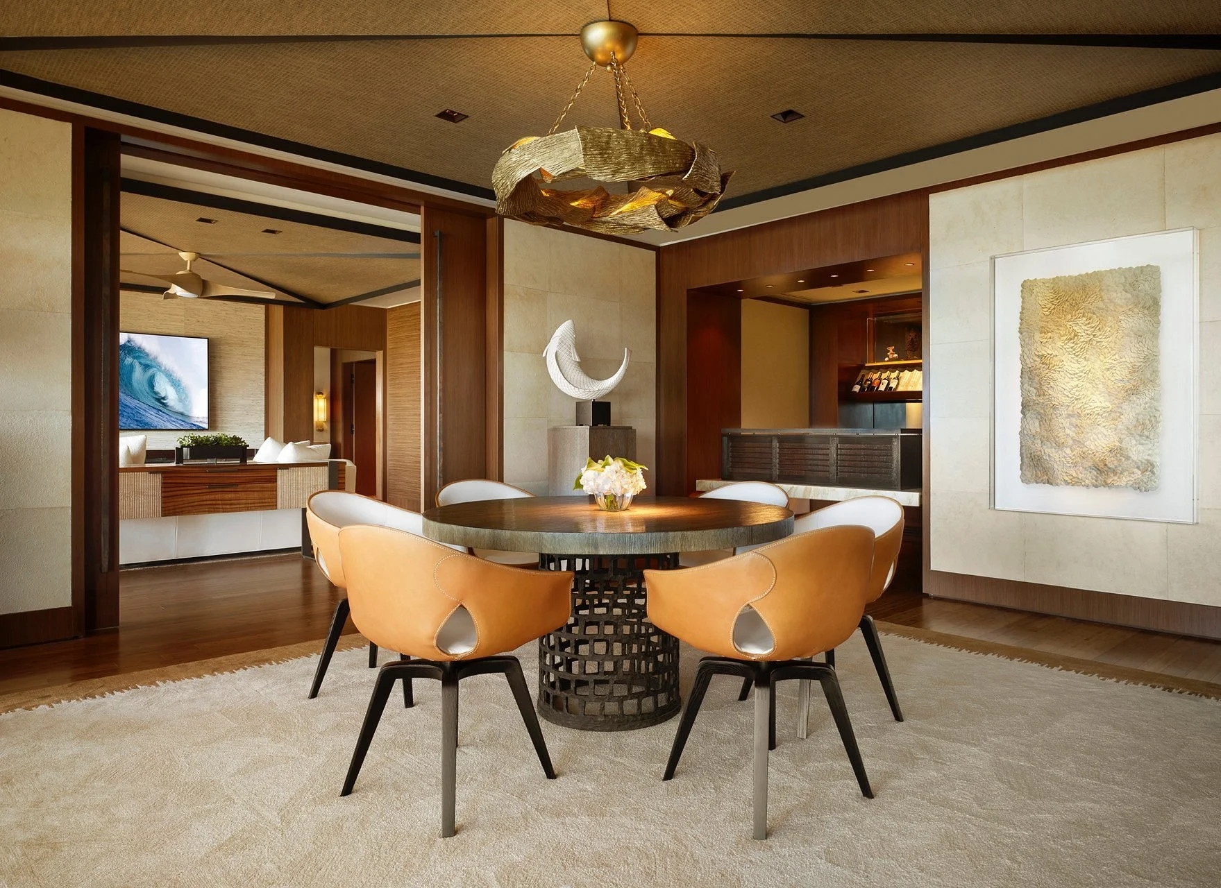 alii-suite-dining-room.jpg