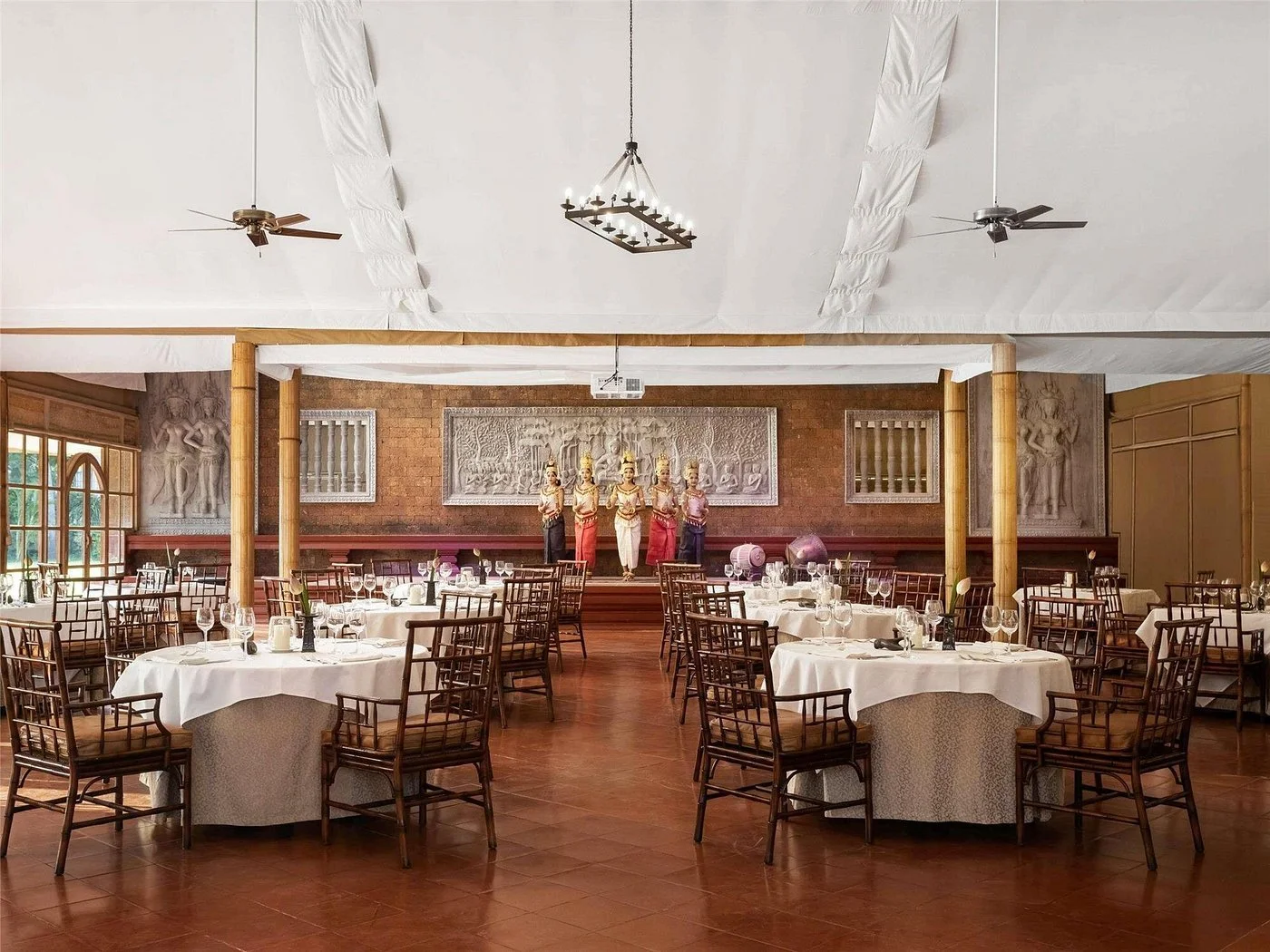 meeting-room.jpg