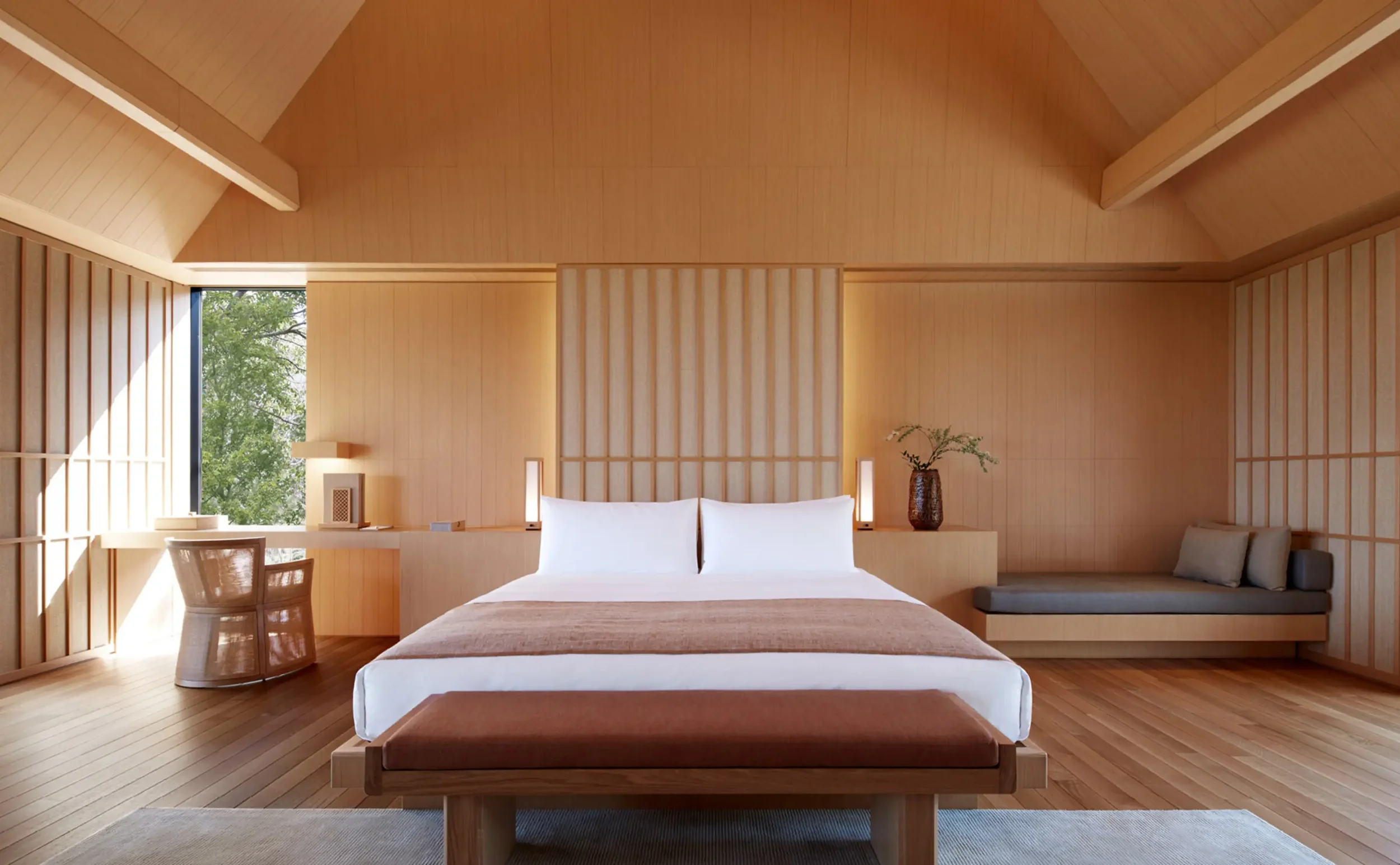 210125_AmanWebsite2021_LandscapeImageFrame_WholePixels_Amanemu_16.webp
