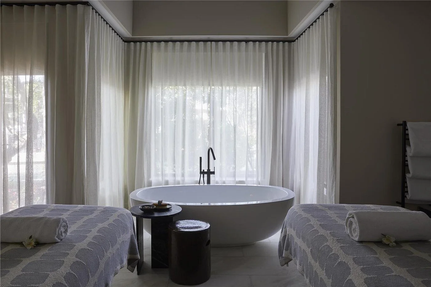 ooct-spa-suite-hr.jpg