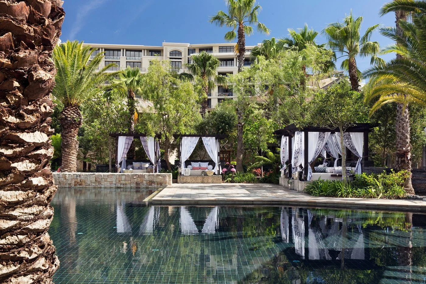 heated-infinity-pool.jpg