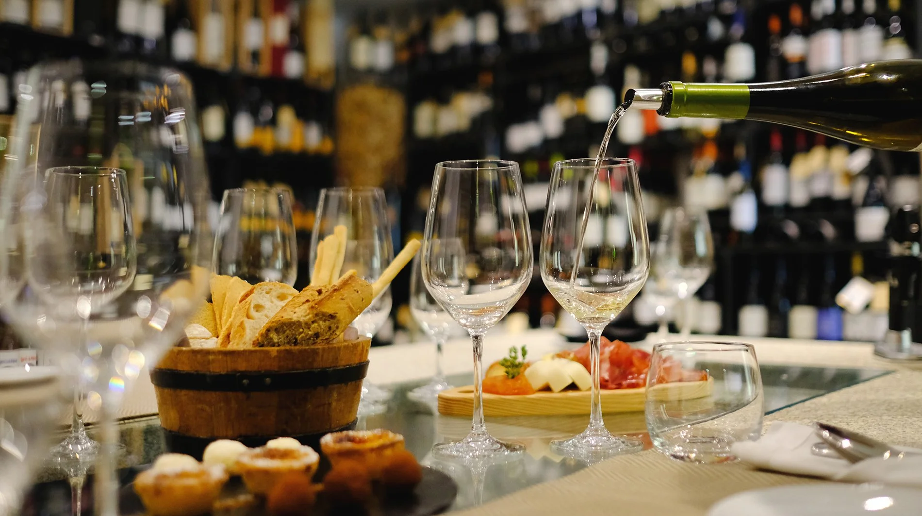 the-yeatman-masterclasses-in-the-wine-cellar.jpg