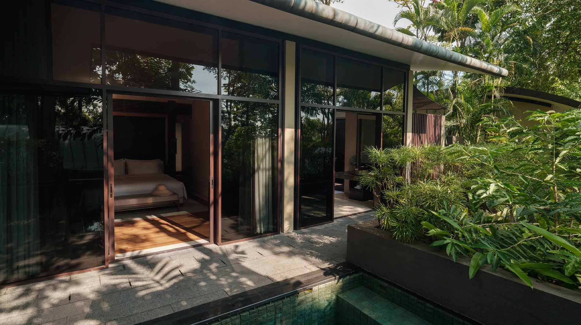 capella-singapore-one-bedroom-villa1.jpg