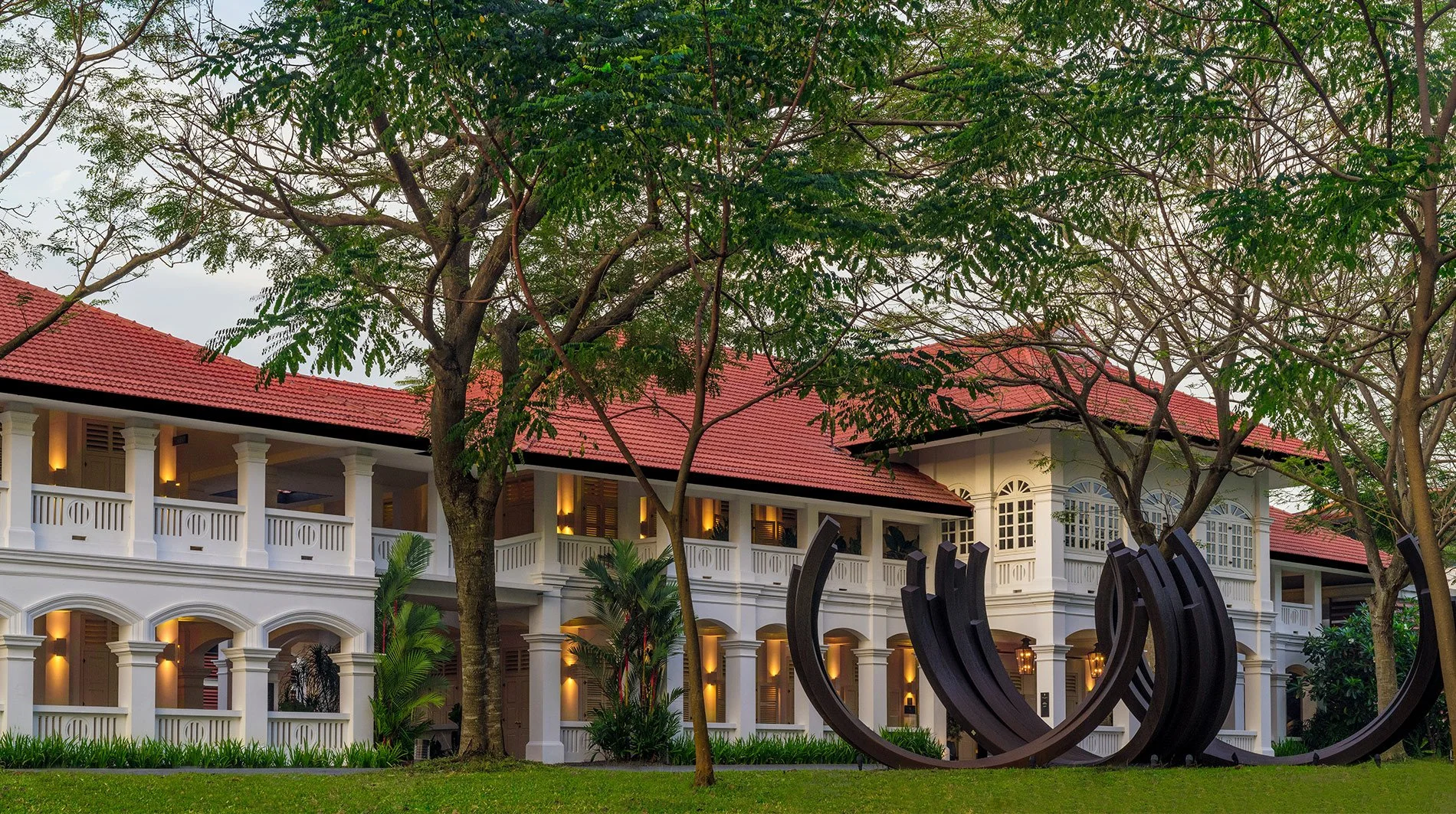 capella-singapore-colonial-facade.jpg