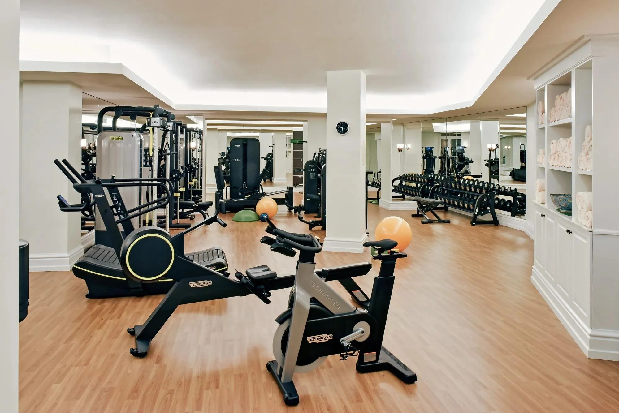 RWBER_3-0_Brand-com_Assets_Facilities_Wellness_FitnessCentre_1.jpg
