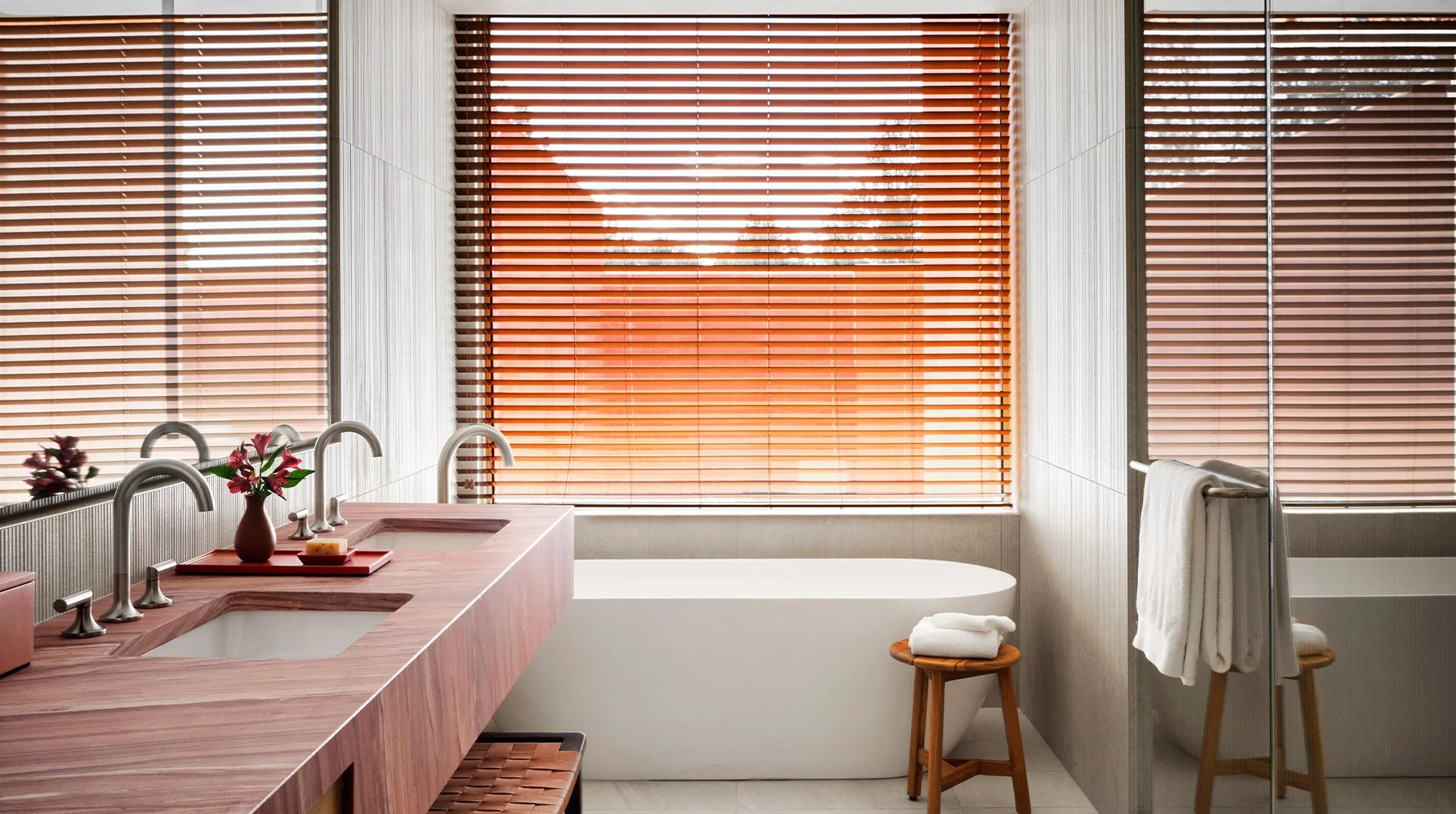 mii-amoBathroom-Seperate-Shower-and-Tub-Casita-King-and-Double-Queen.jpg