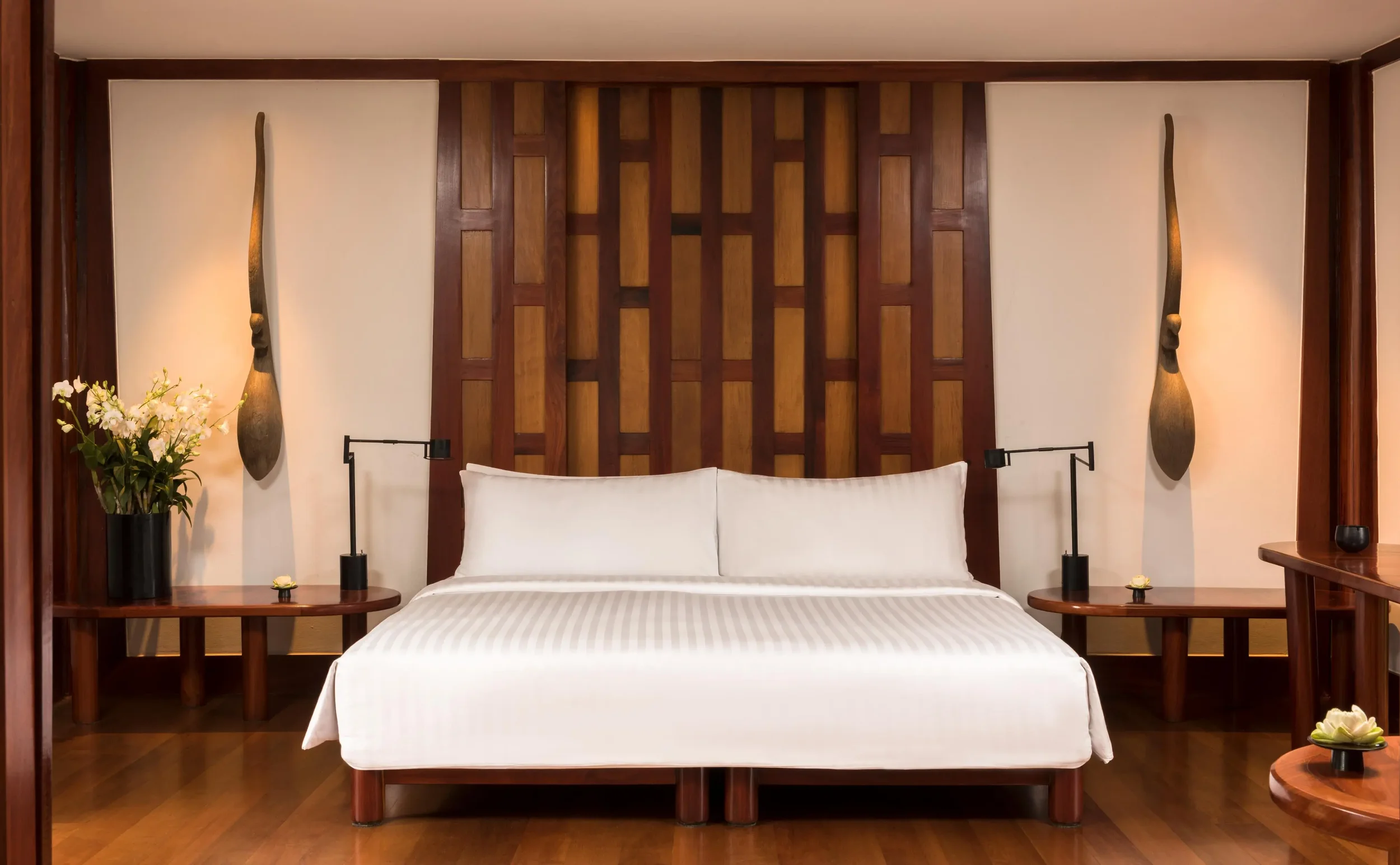Amanpuri-_Thailand_-_Accommodation-_Pavilion-_All-_Bedroom.webp
