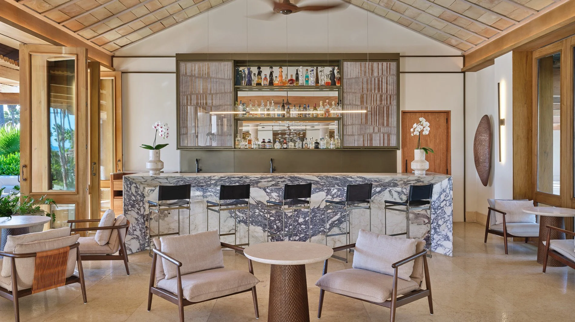 the-st-regis-punta-mita-resort-bar2.jpg