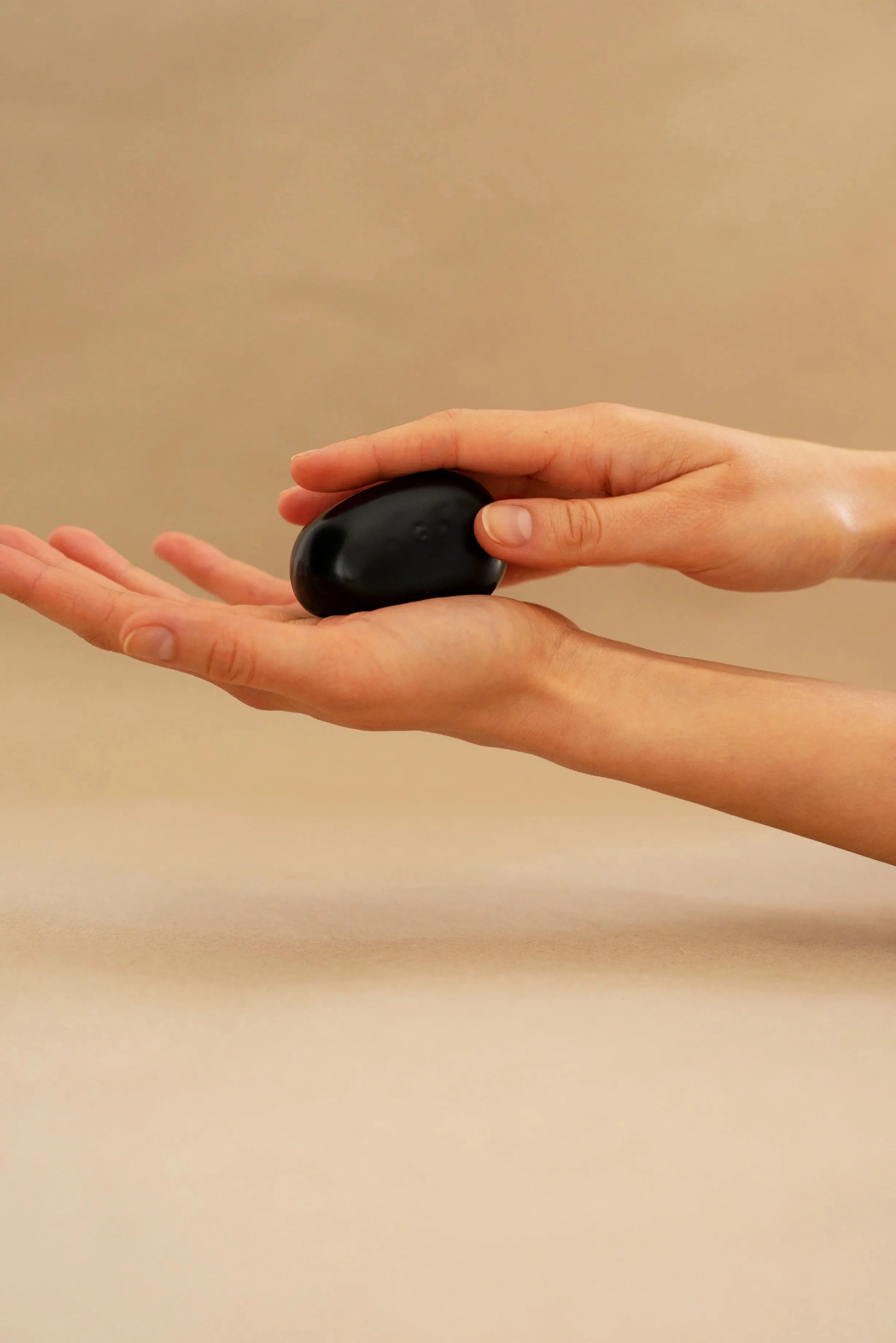 Pebble_carbon2.jpg