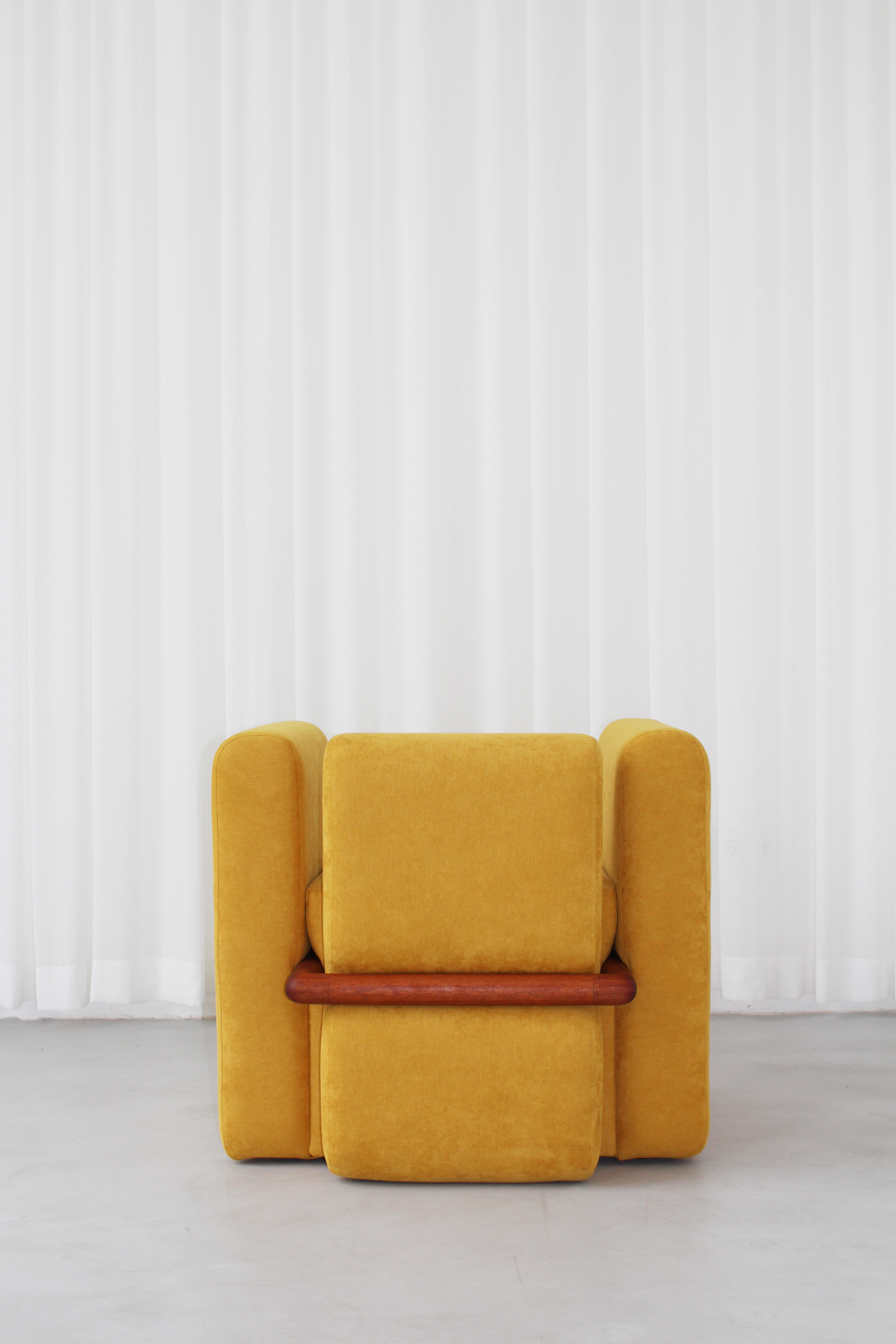 WOY armchair