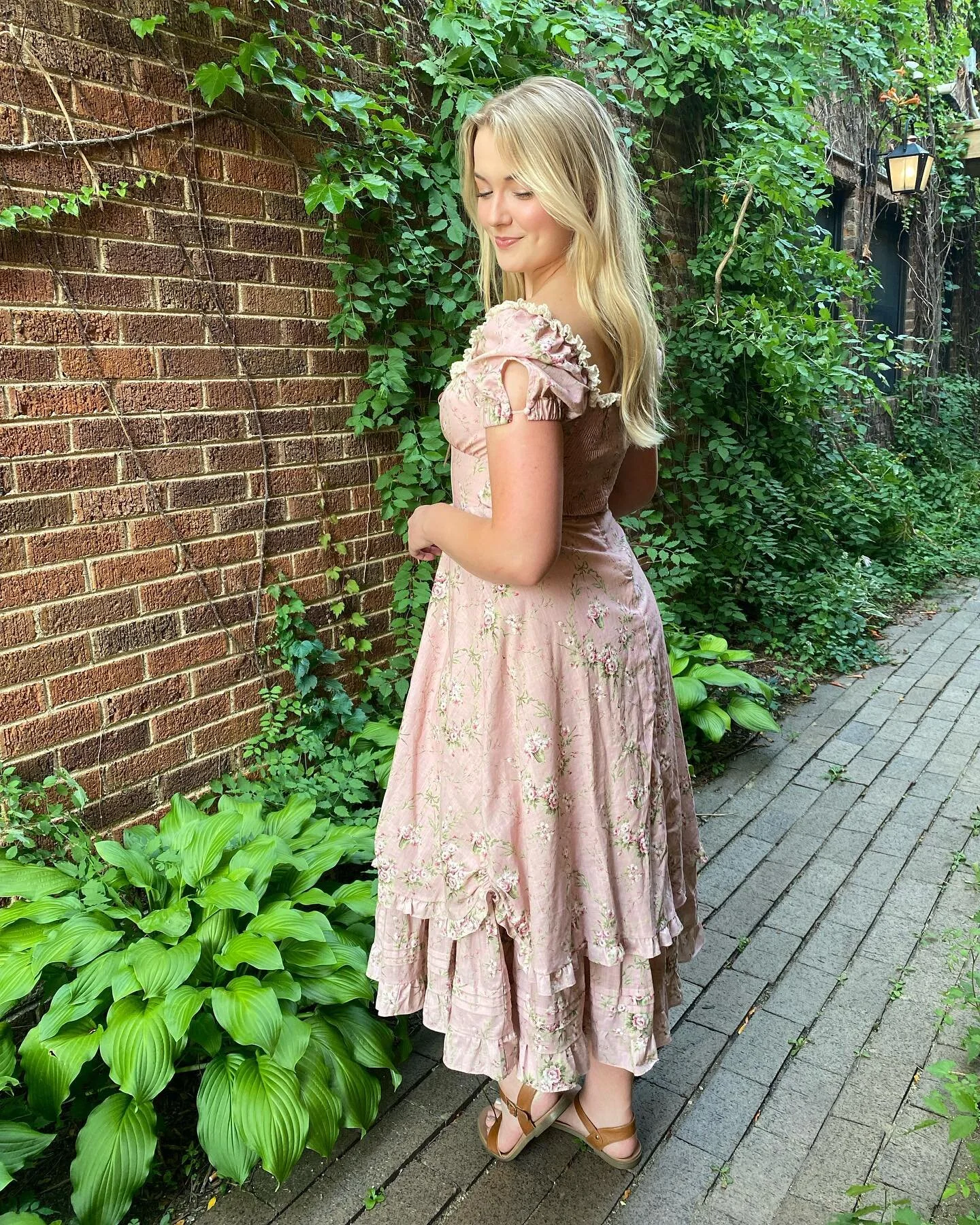 this post is for the dress 🌸🎀💕