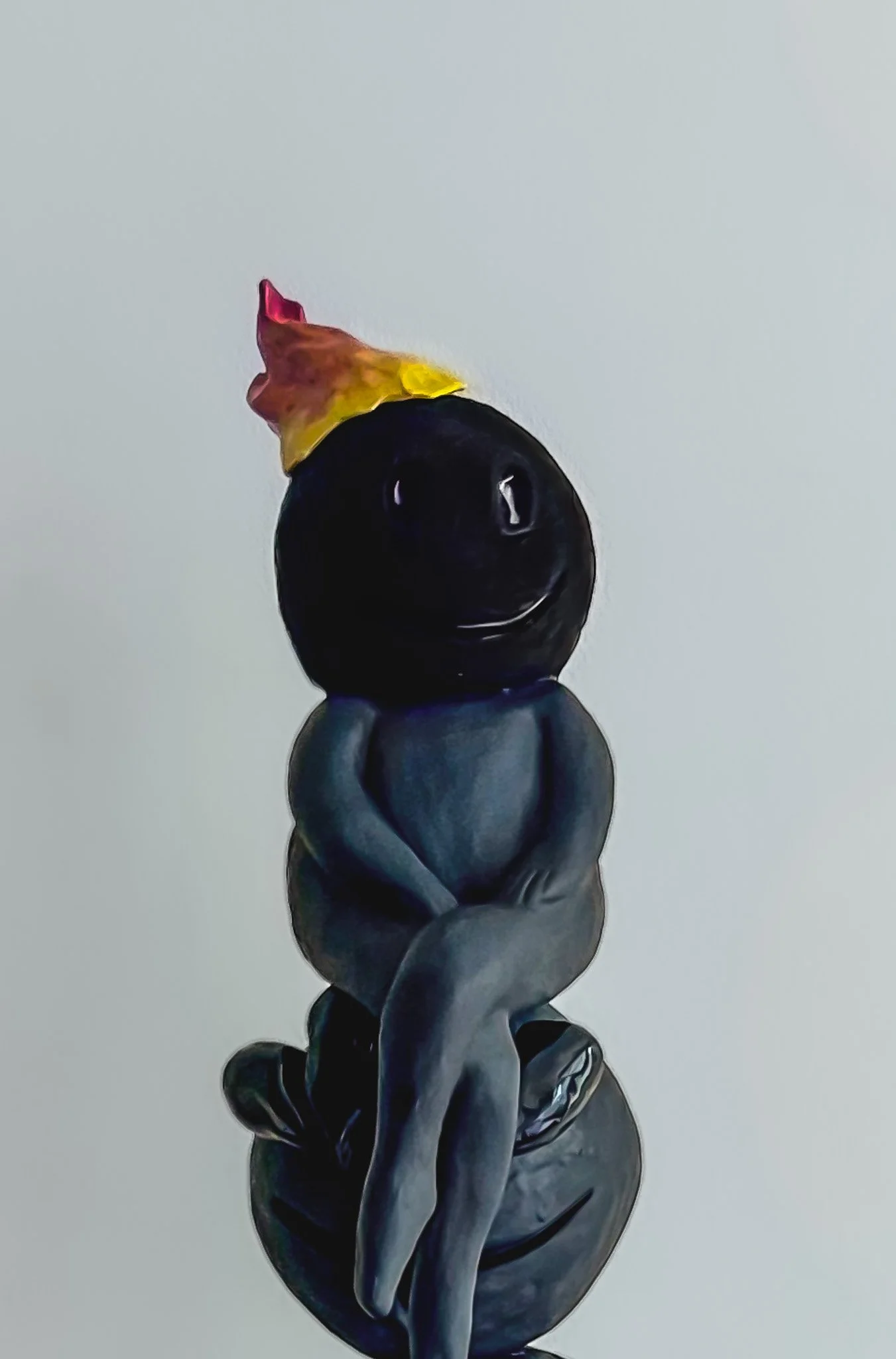 Consumed l Glazed ceramic l 31 x 10 x 9 " - 79 x 25,5 x 23 cm