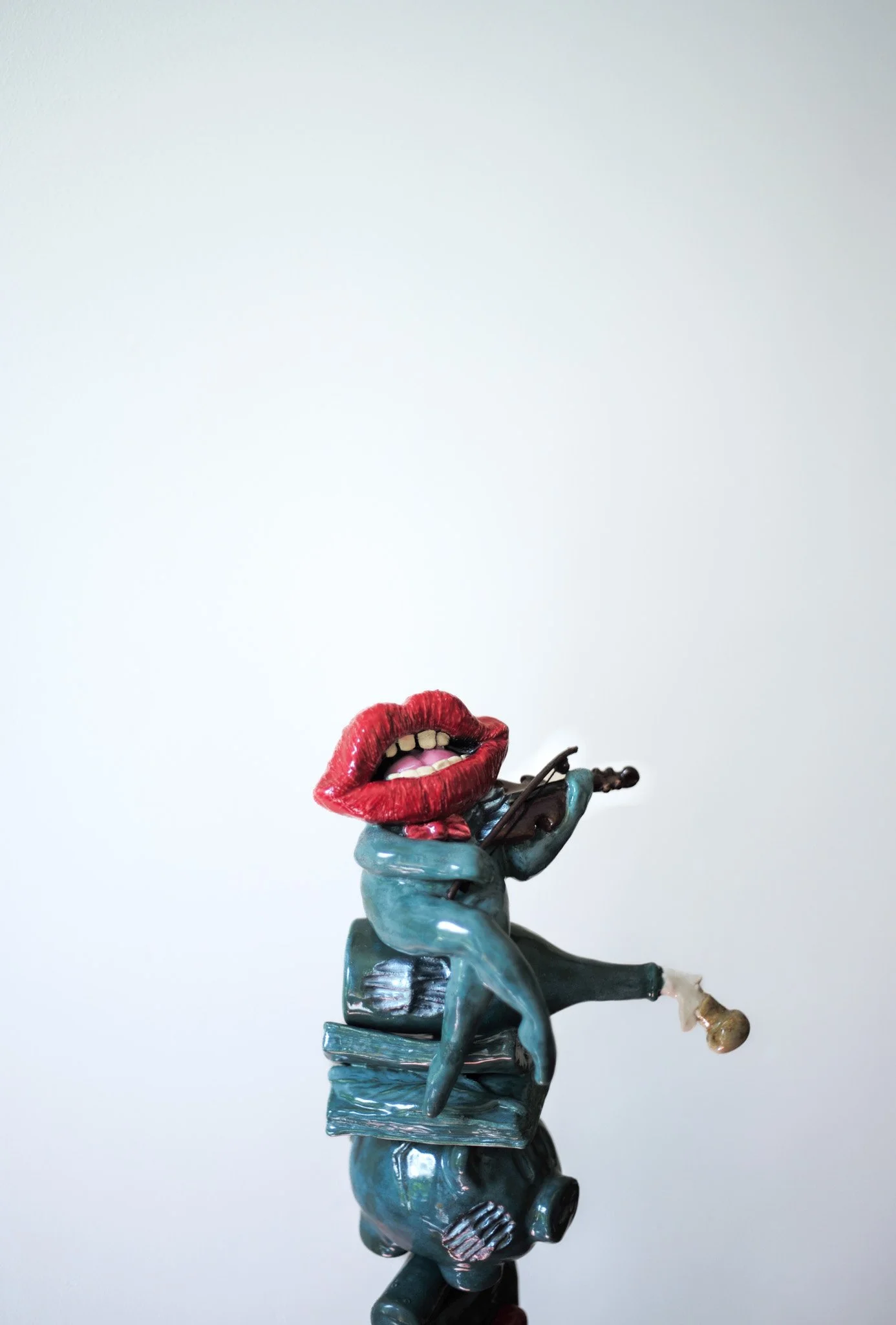The Hungry Dreamer | Glazed Ceramics | 30 x 9 x 7 " - 76 x 23 x 18 cm