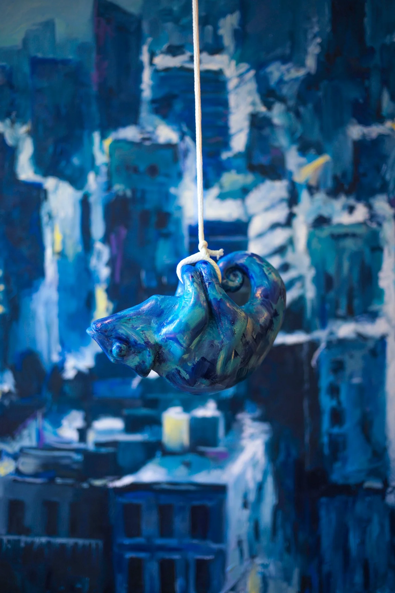City animal | Oil on canvas and plaster sculpture | 40 x 30 " - 101,5 x 76 cm