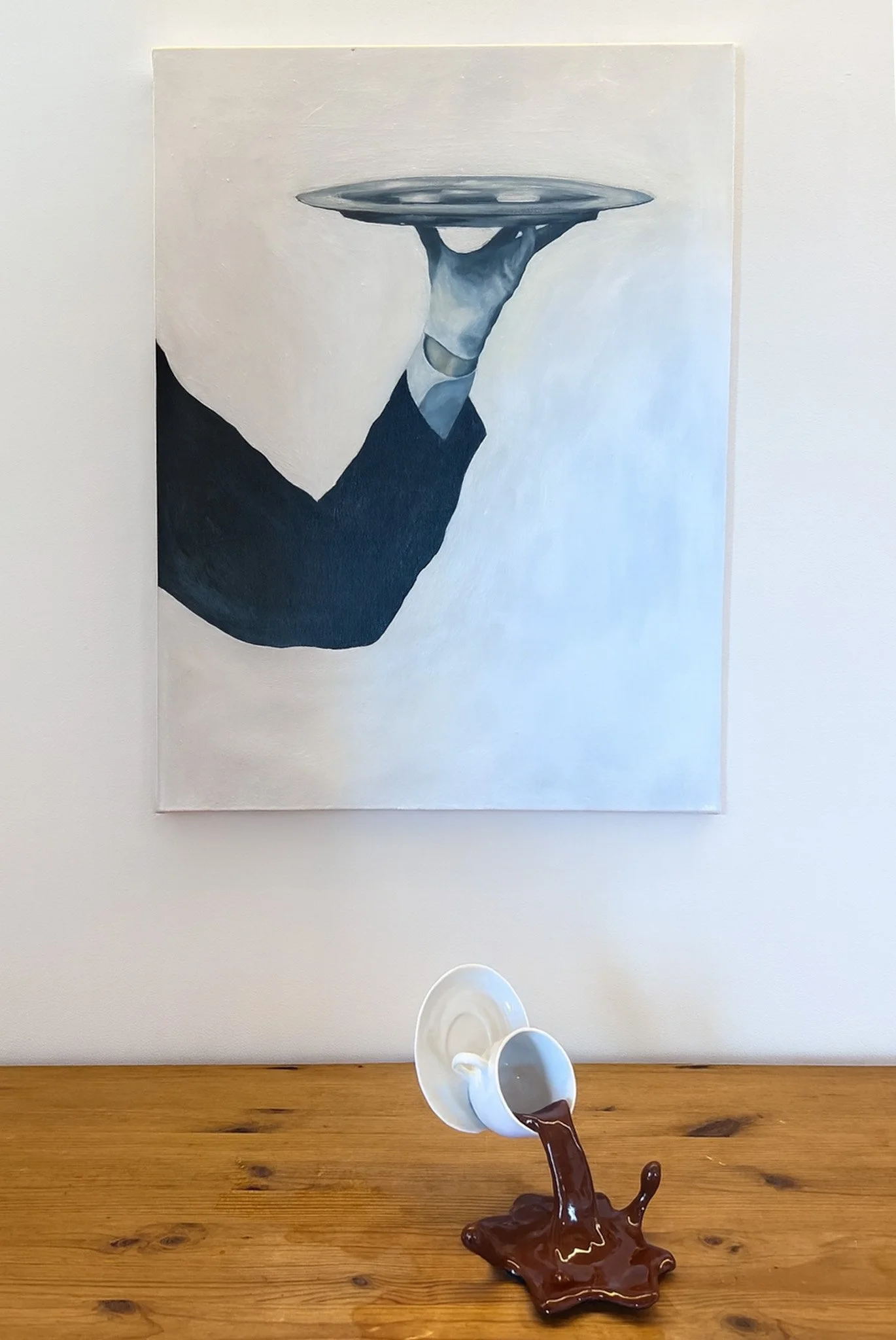 Good Morning | Oil on canvas and ceramic sculpture | 90 x 65 cm - 35 x 25 "