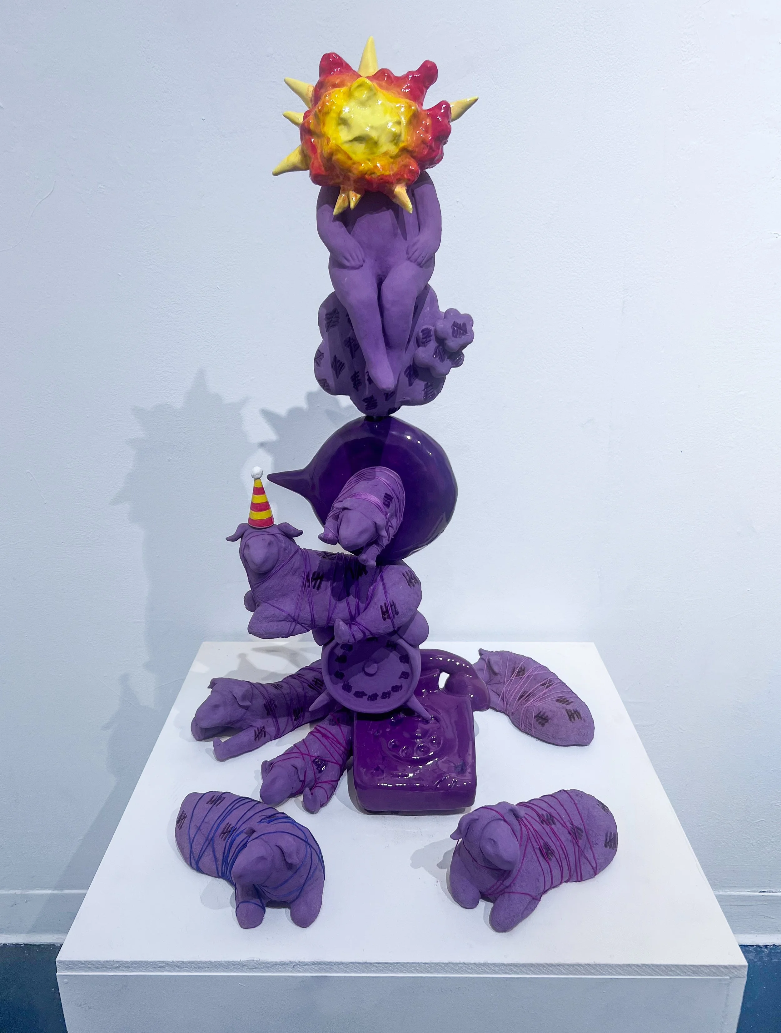 The City that wants to sleep | Glazed Ceramics | 28,5 x 19 x 17 “ - 72,5 x 48 x 43 cm