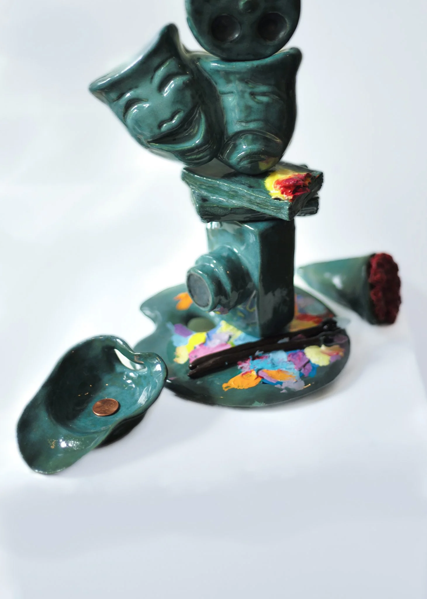 The Hungry Dreamer | Glazed Ceramics | 30 x 9 x 7 " - 76 x 23 x 18 cm