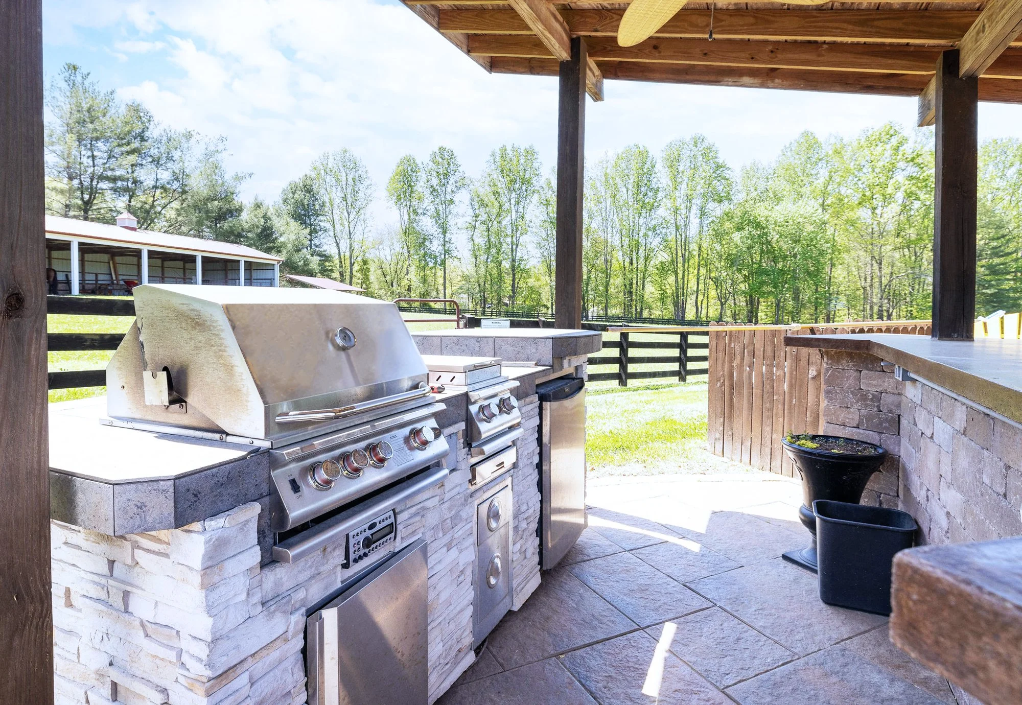 Pool-Side-Reception-at-Bandits-Ridge-2.jpg