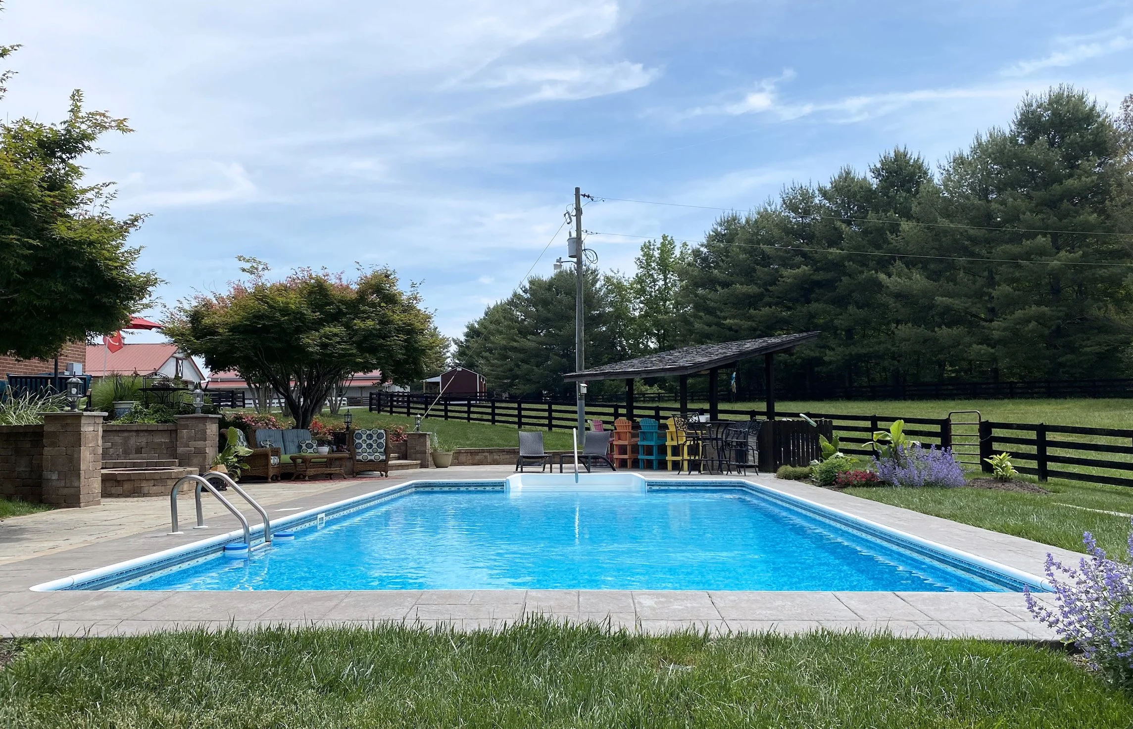 Pool-Side-Reception-at-Bandits-Ridge-1.jpg