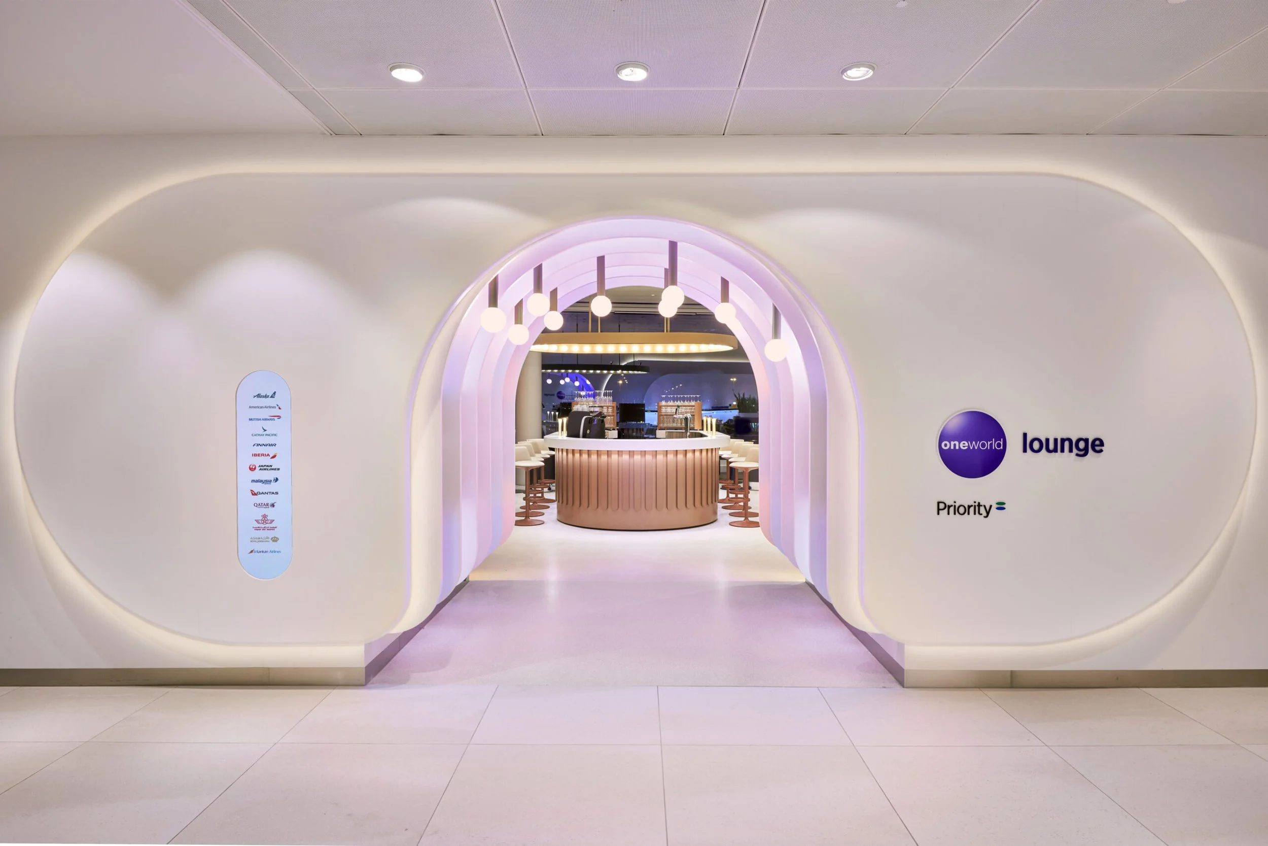 oneworld unveils its first fully branded European lounge in Amsterdam