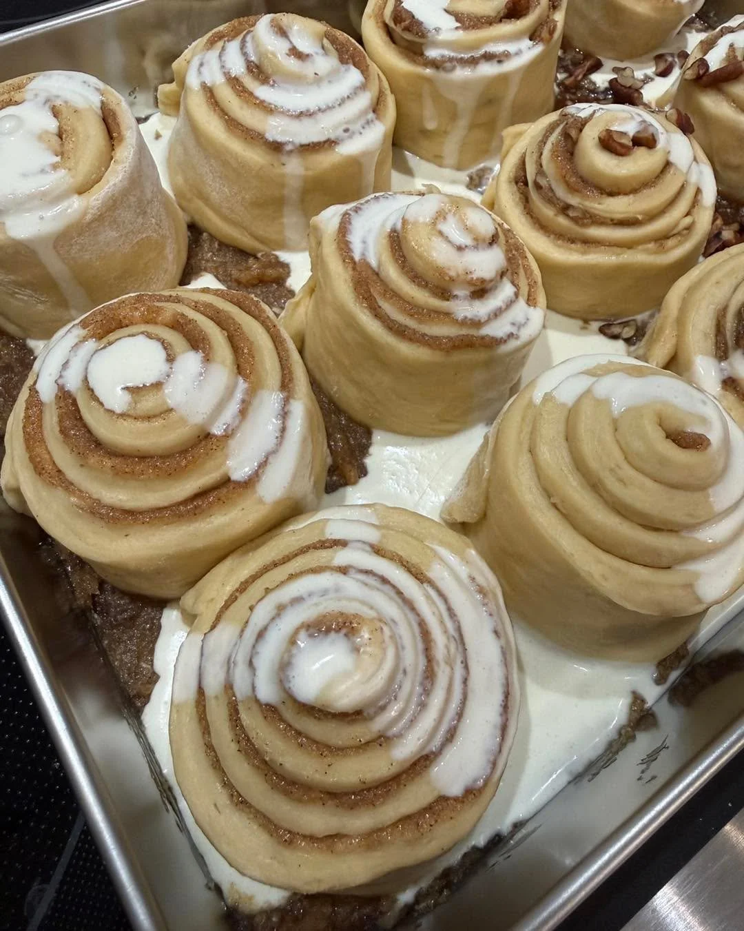 Just a shot of sweet rolls before they in the oven. Those spirals are perfection. 😍 

#baking #bakery #shopjohnsoncounty #joshuatx #johnsoncountytx #fortworthcakestudio #godleytxlocal #godleytxbakery #godleytx #texascottagebaker #johnsoncountylocal 