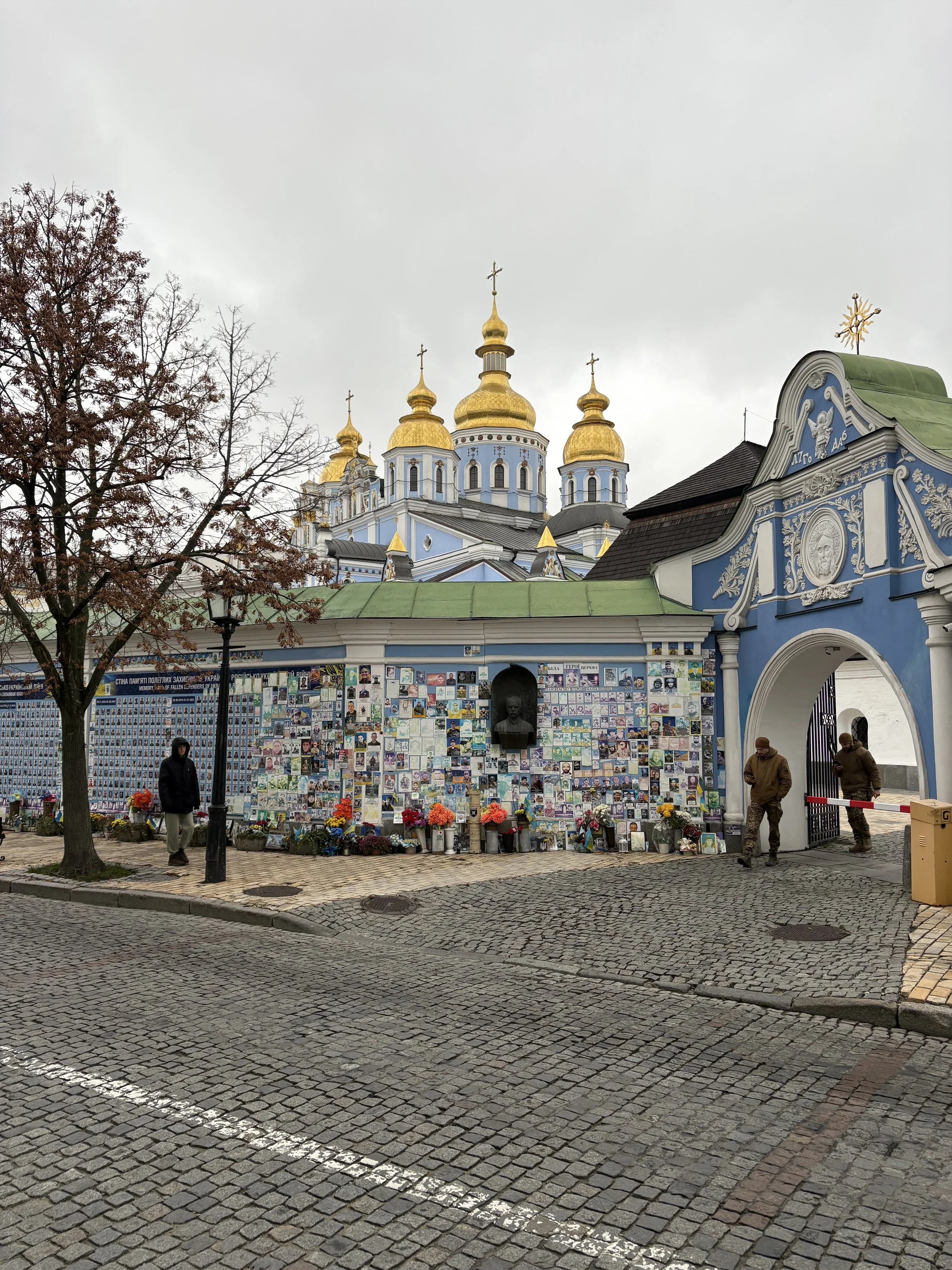 Behind the Curtain, Russia Is Crumbling