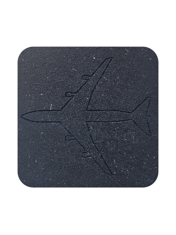 747 Outline from top, black edition