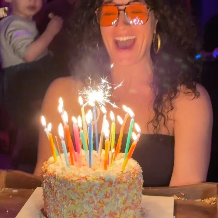 Made this little 5 year Happy Birthday cake for my fam over at @ivyenergeticstudiochs to celebrate 5 years in business. Had the best time celebrating @drkateglebocki and this community this weekend.

I&rsquo;m not a professional baker, but this cake 