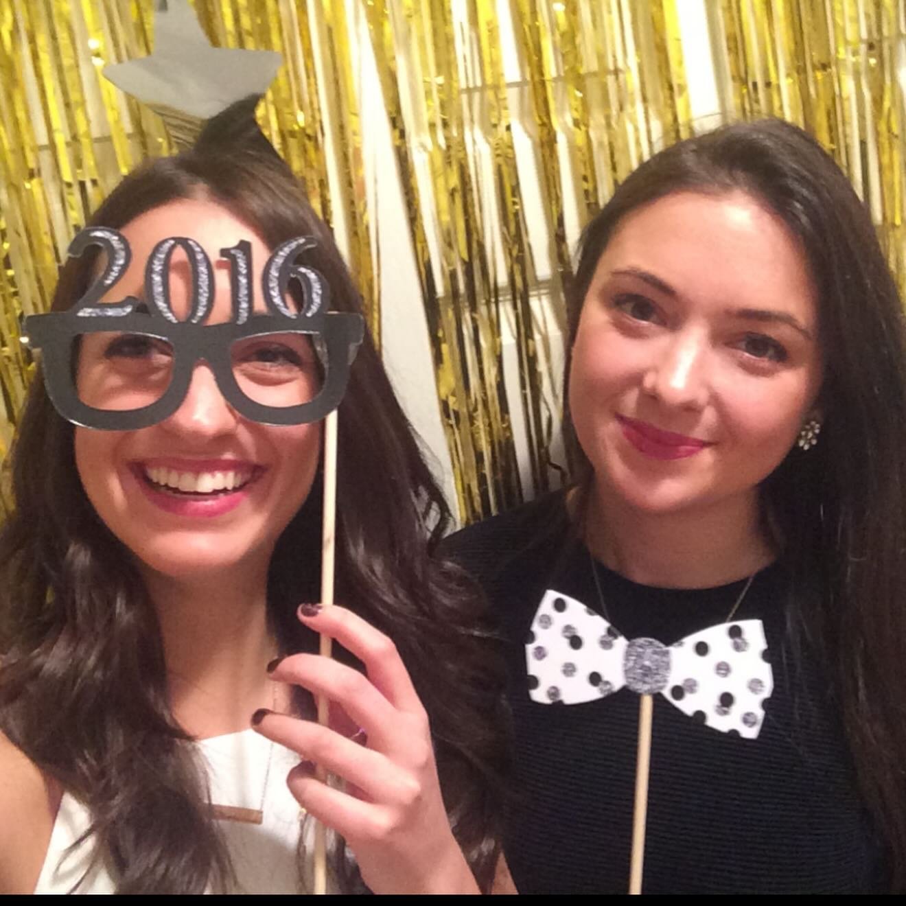 My 2016 energy. Loved looking back at these photos. There are so many gems with friends I still have and many I&rsquo;ve lost touch with but still have love for. I pray for even an ounce of 2016 in 2026 ⚡️

Statement necklaces
Selfies
The beginning o