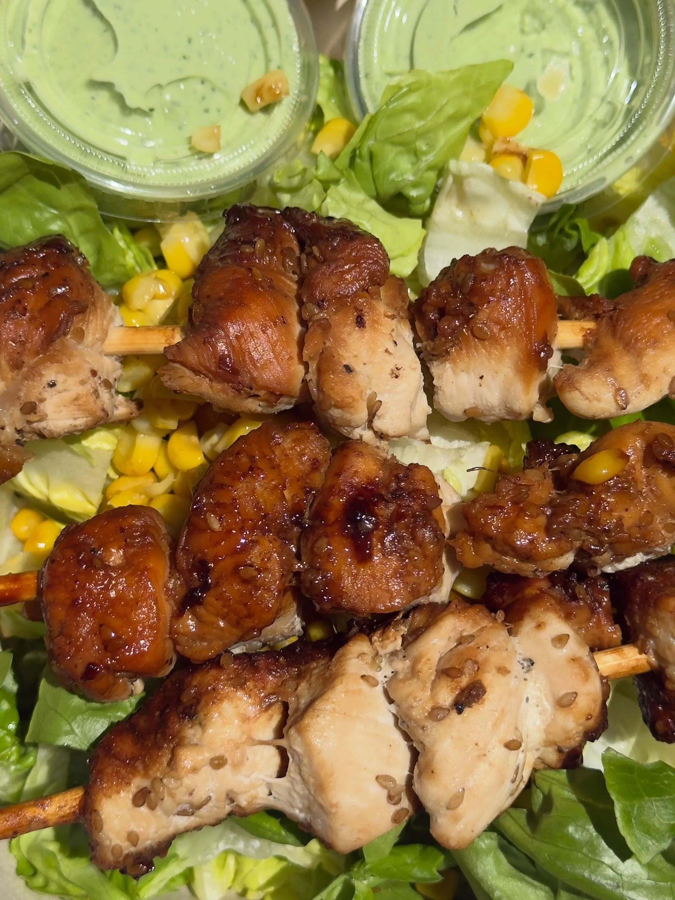 Here&rsquo;s just some of what I cooked this week to fuel myself and my clients. 

🐓 Teriyaki chicken skewers with a romaine, charred corn, heirloom tomato salad with avocado ranch
🍝 Pasta with farmers market veggies, chicken, capers and parsley
🍵