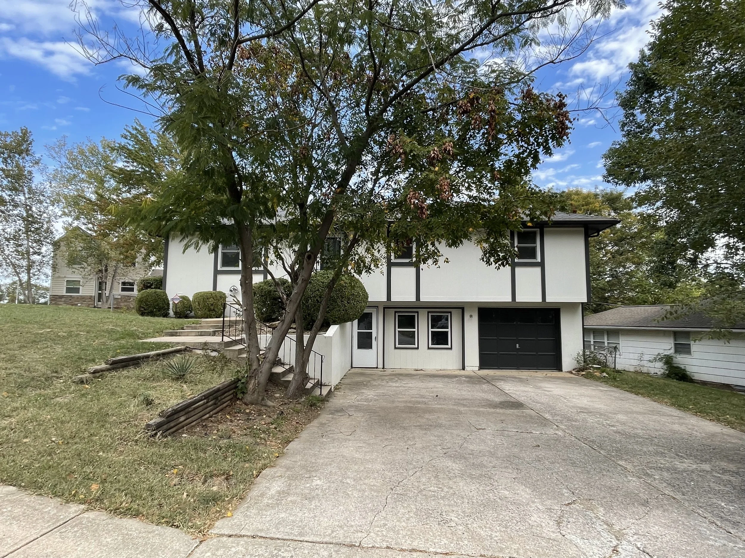 $2100/Month - Kansas City, MO - 5BR 4BA