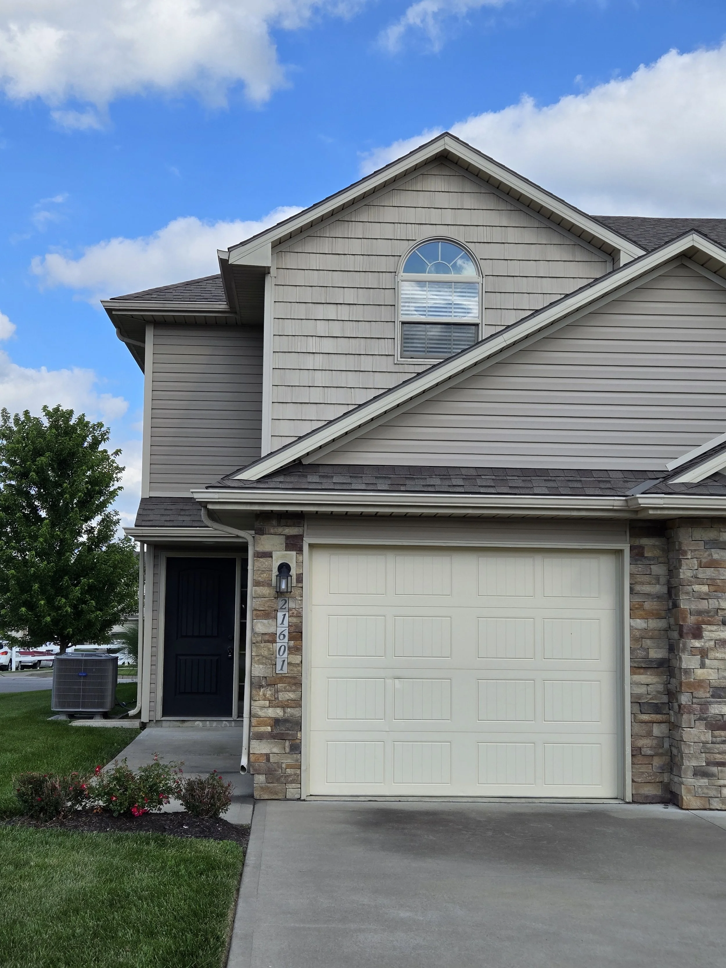 $1,595/Month - Peculiar, MO - 3BR 2.5BA