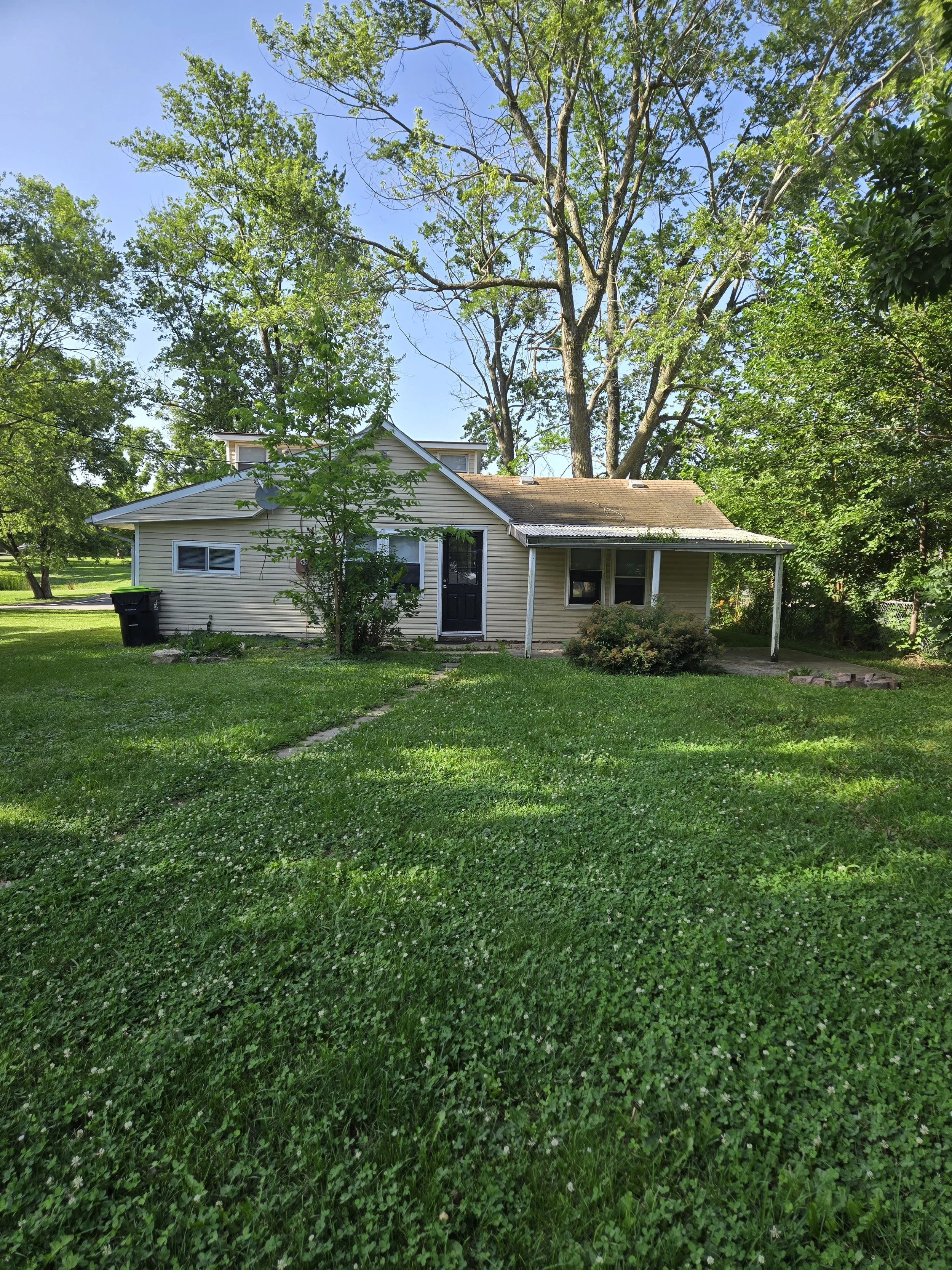 $1200/Month -Peculiar, MO - 3BR 1BA
