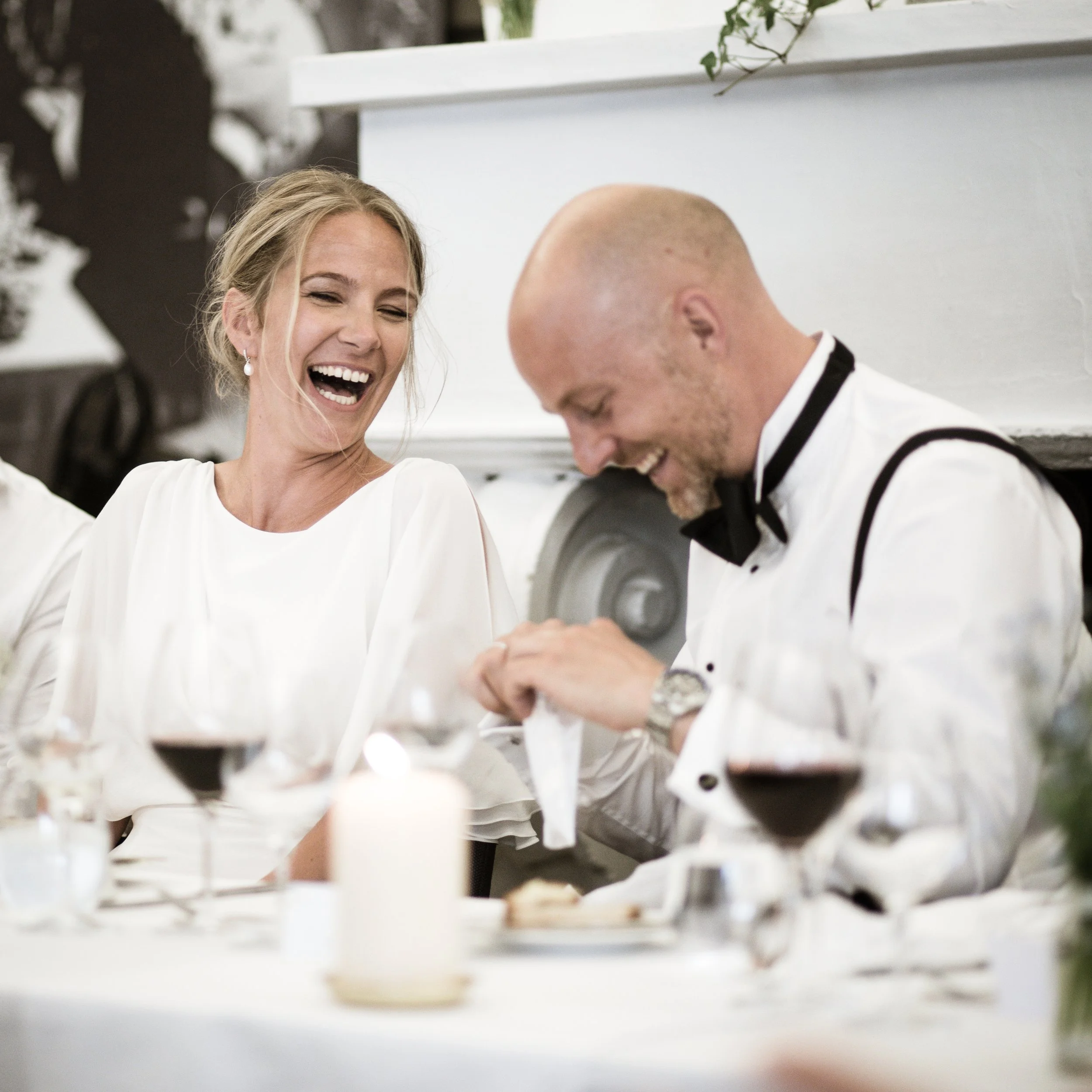 Bryllupsfotografering_dokumentarisk_bryllupsmiddag.jpg