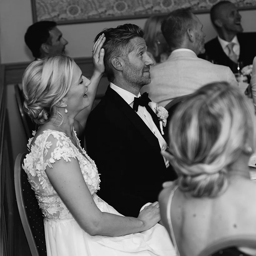 Brudepar dokumentarisk bryllupsfotografering.jpg