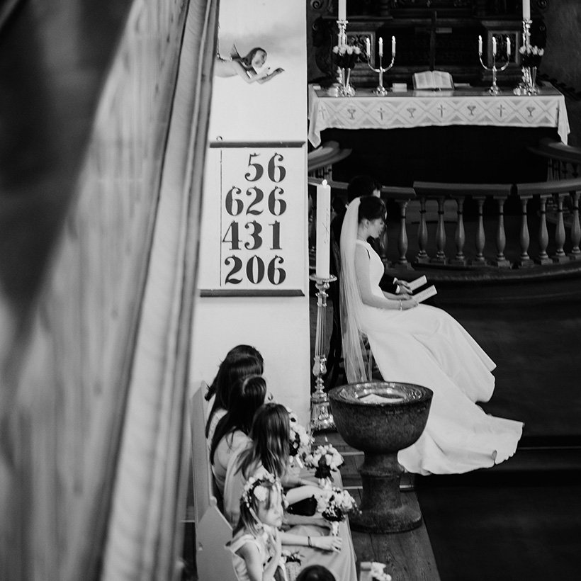 Dokumentarisk-bryllupsfotografering-rygge kirke.jpg