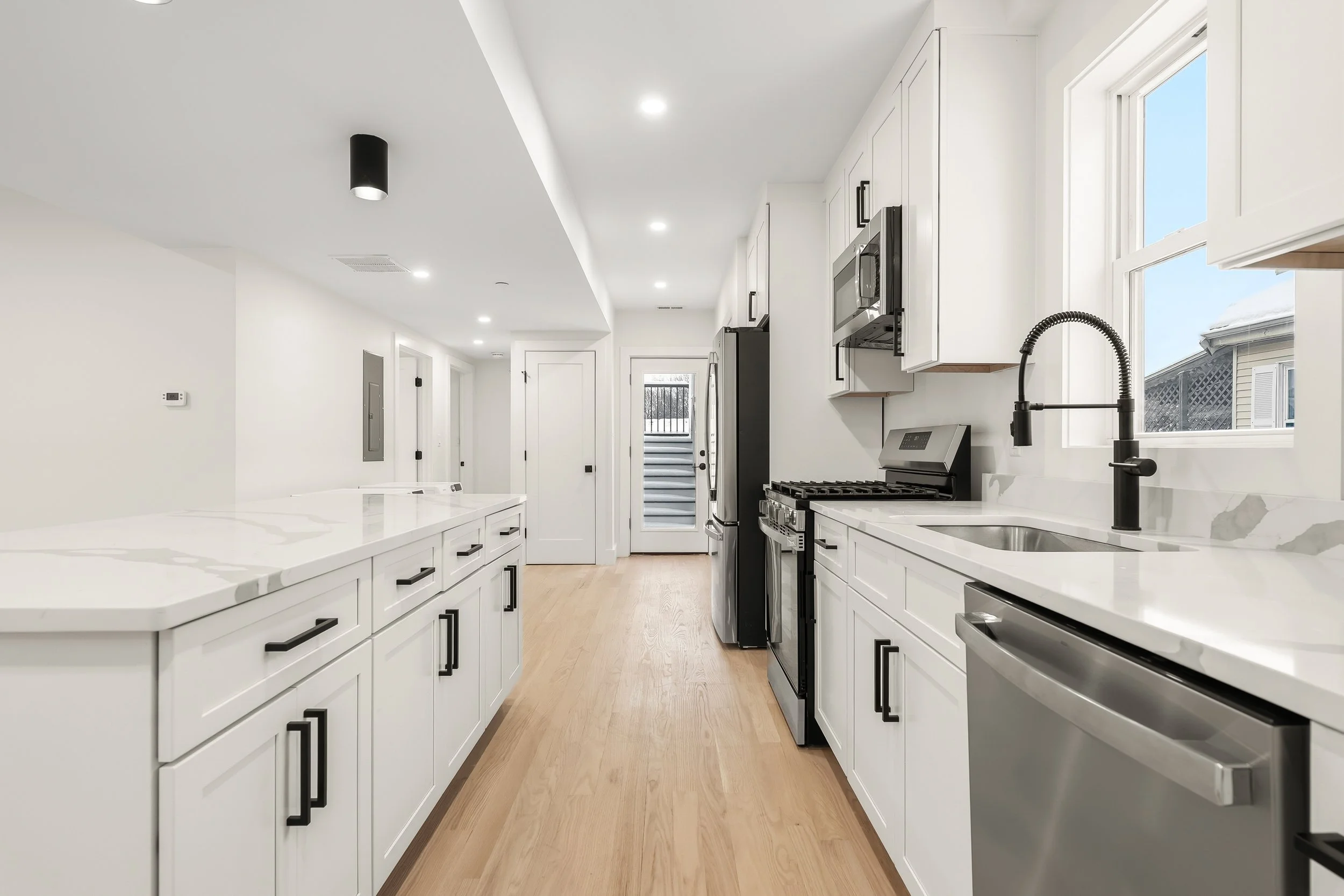 2195 Dorchester Ave-13.jpg