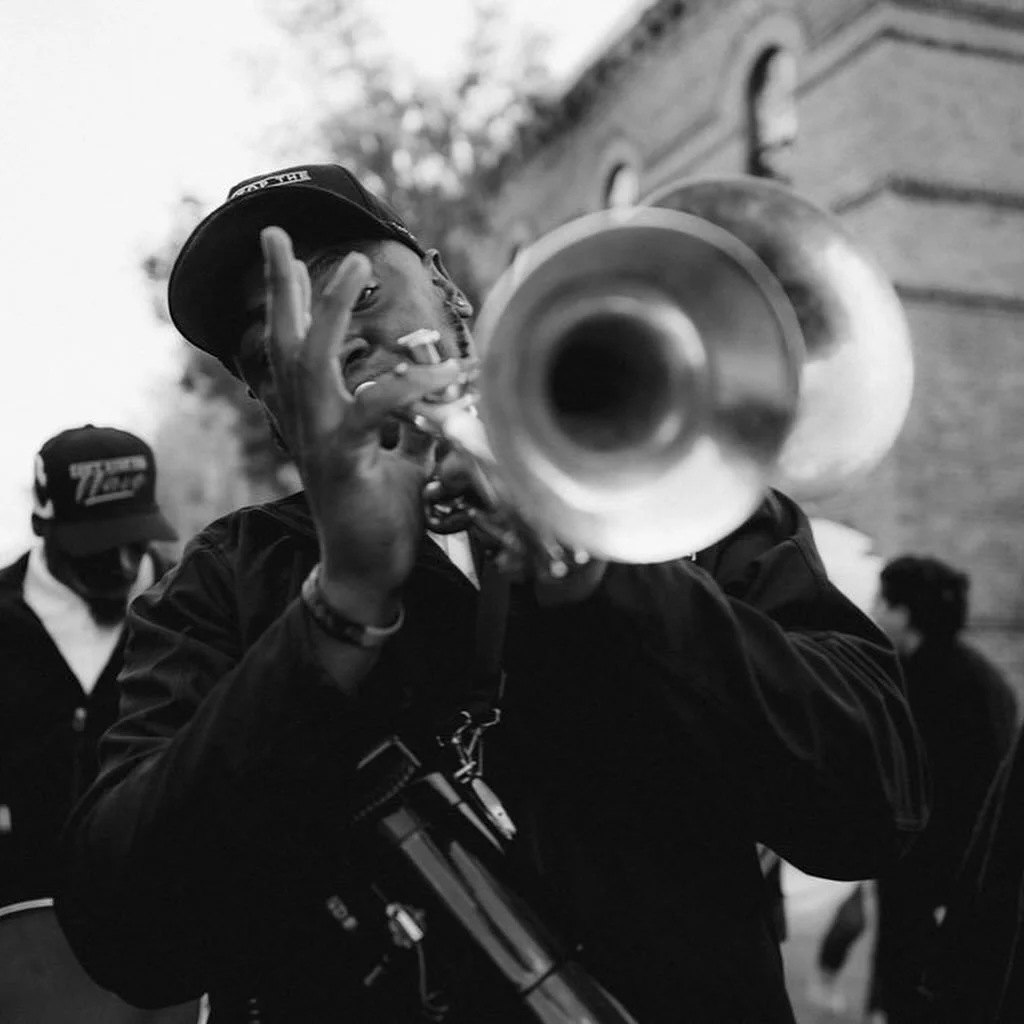 Amazing second line with @tidalwavebrassband 

#secondline #neworleans #nola #nolasecondline #brassband