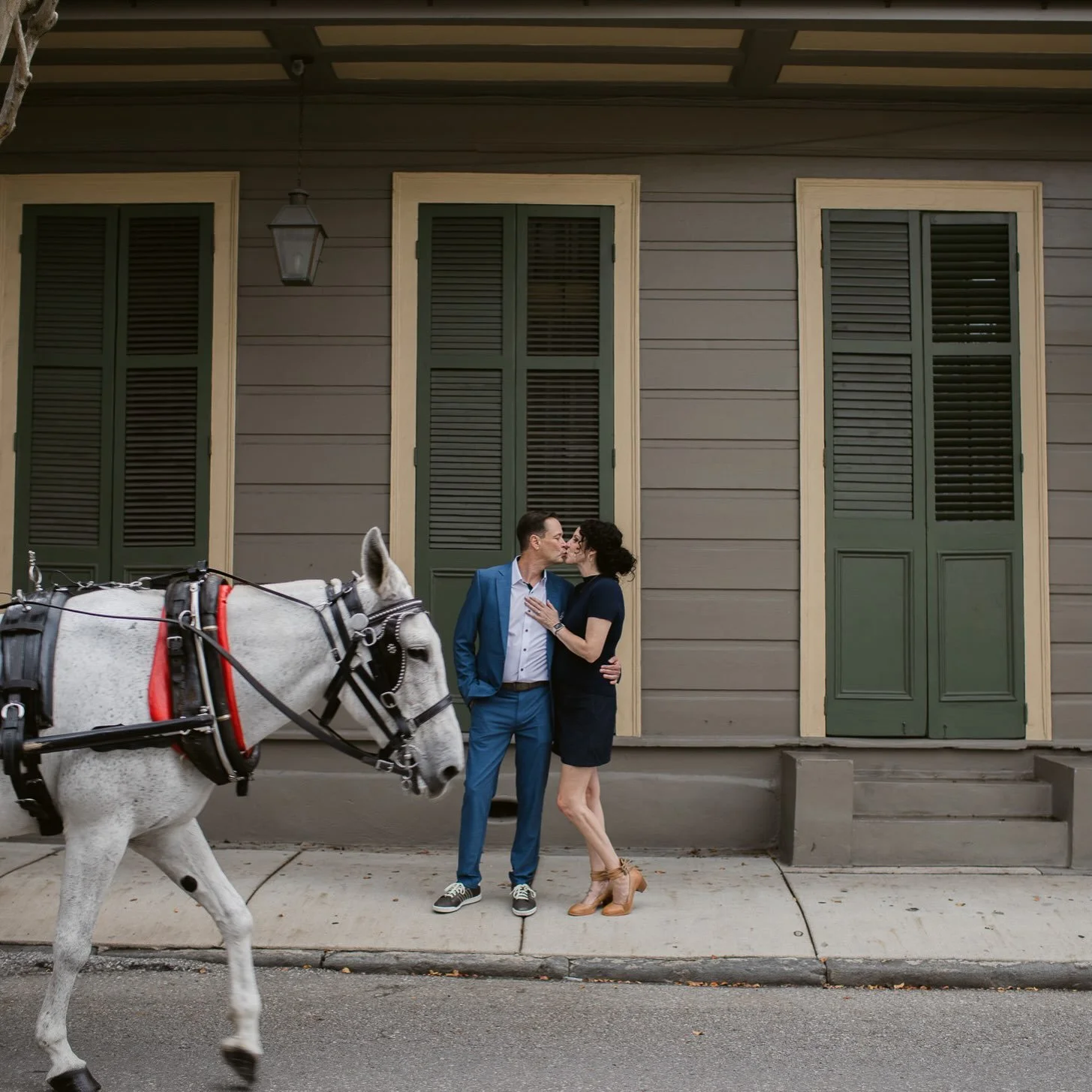 First signs of Fall. Fall feels like a fresh new adventure. A little exciting, a little unknown. Fall feels like a deep knowing and trust that all your experiences have brought you to this very moment. Happy Friday! 🍁🍂

#neworleanswedding #neworlea