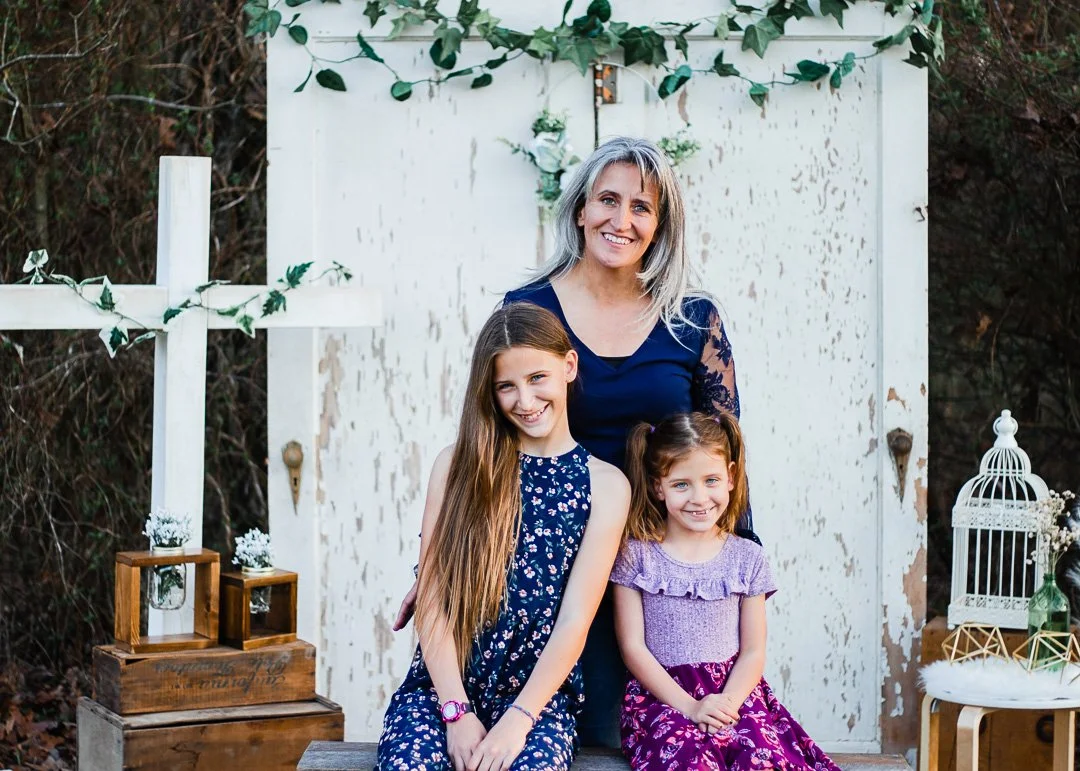 Matt Trude and girls - Social Media.jpg
