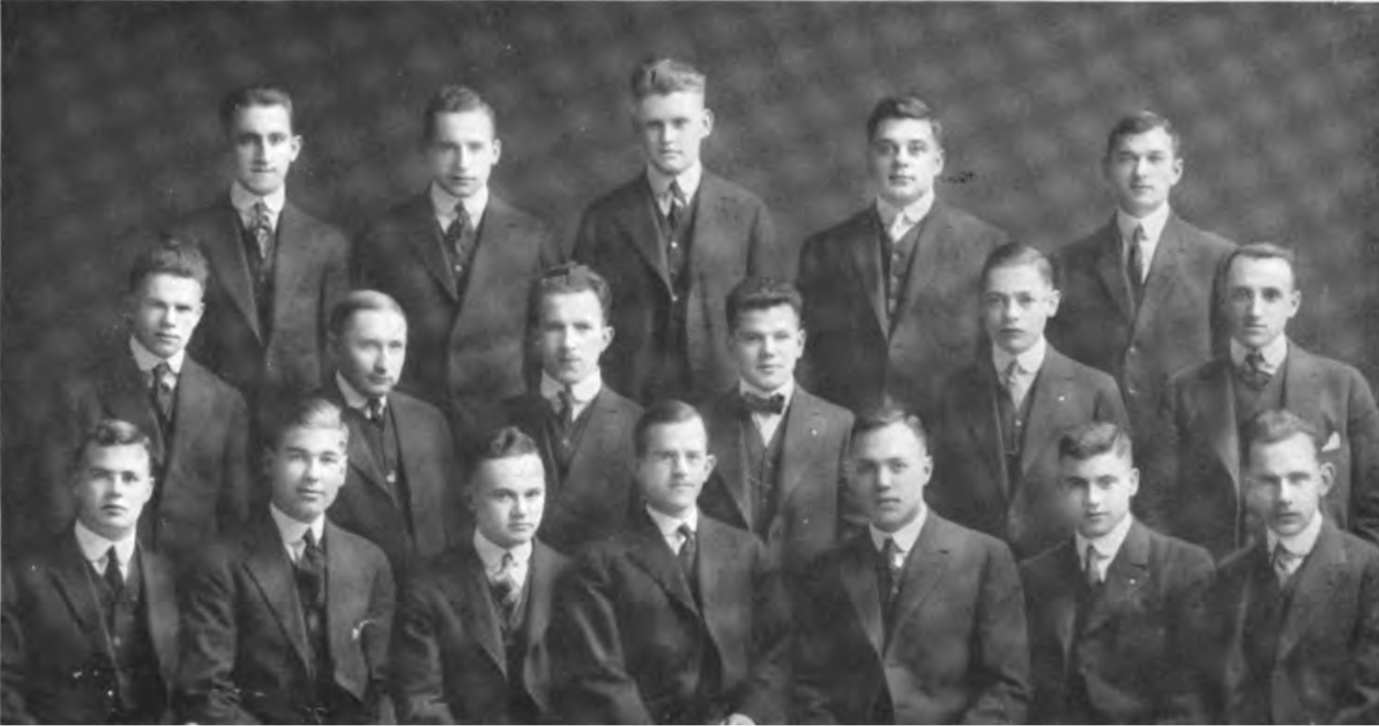1915.png