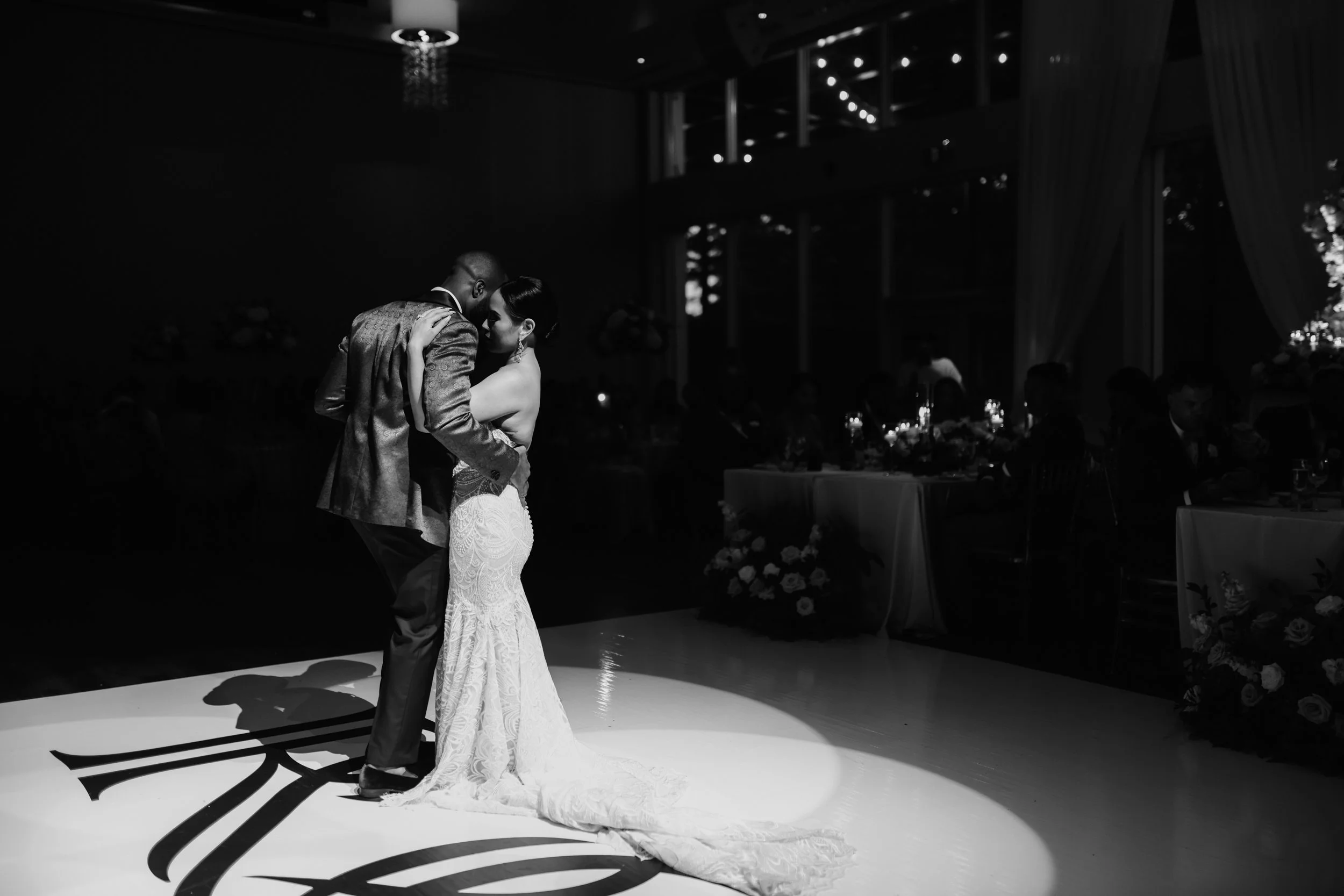 Lis Simon Bride Chantelle