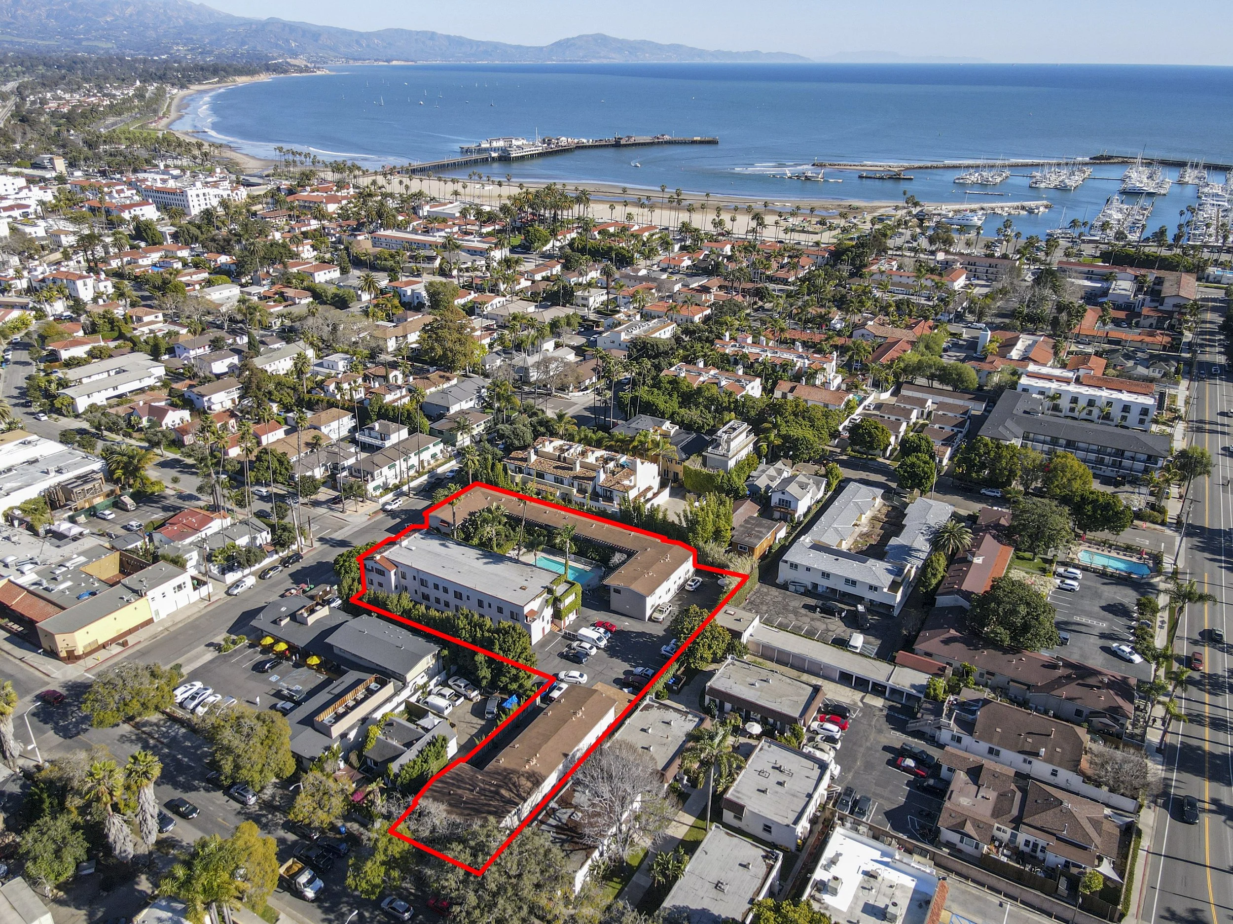 215 Bath St - drone toward ocean.jpg