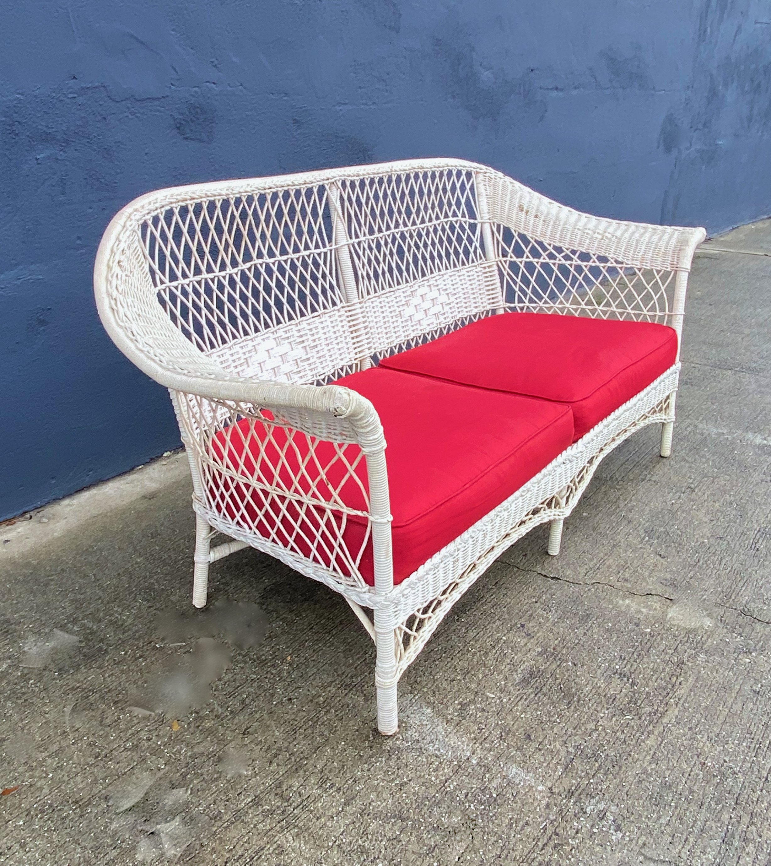 wicker--lg. sofa - 3.jpeg