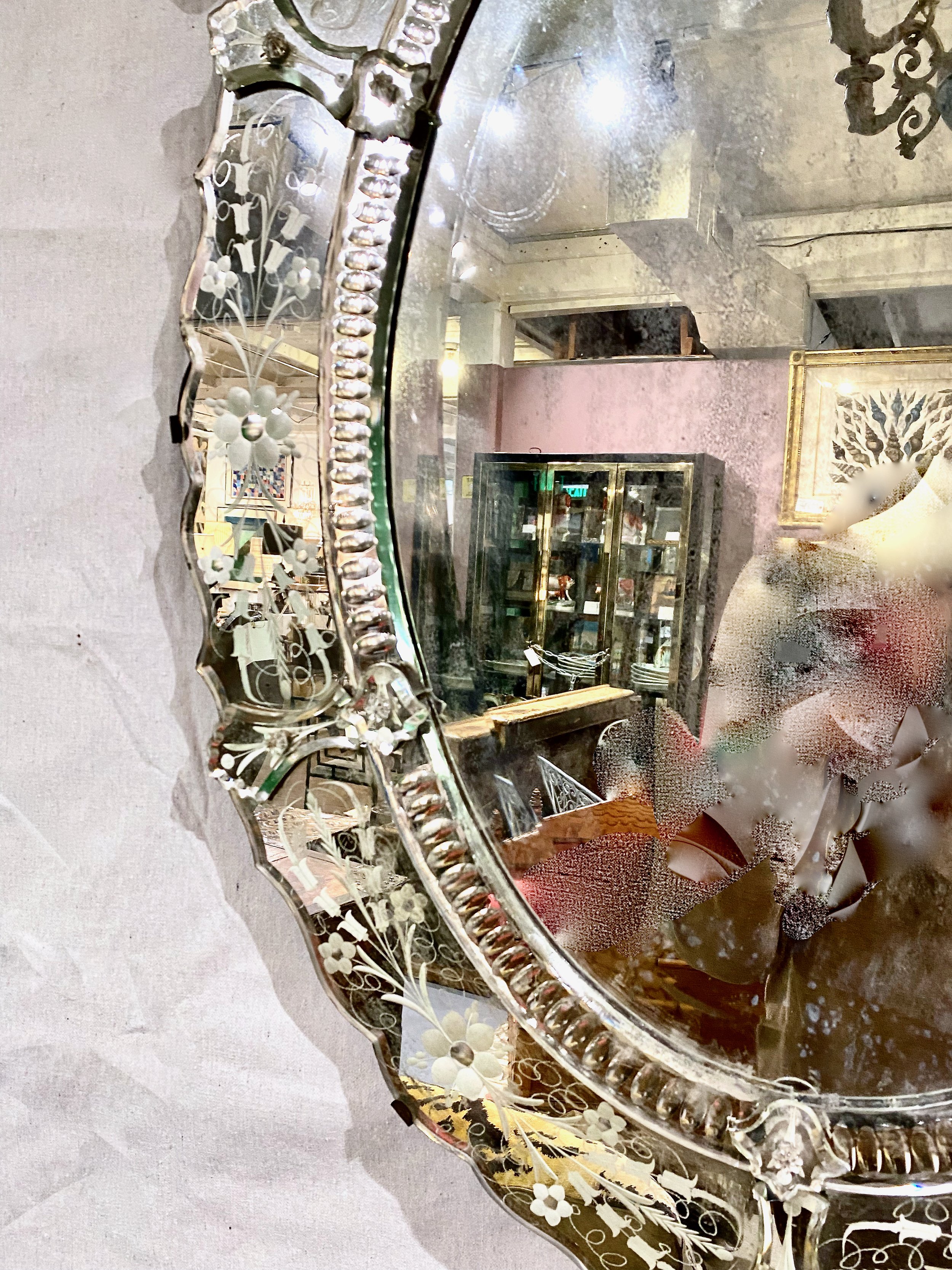 Venetian Mirror --Oval - 6.jpeg