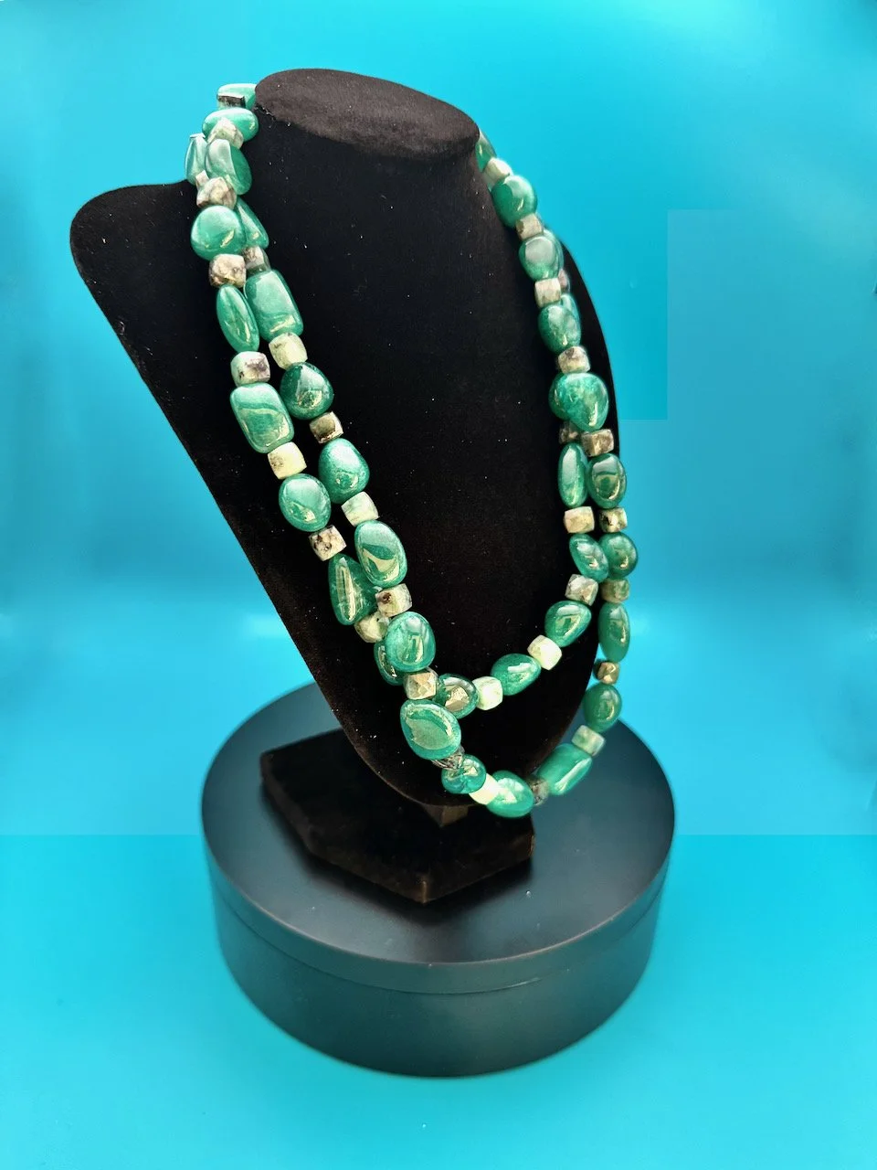 Zambian raw & polished emeralds - 3.jpeg